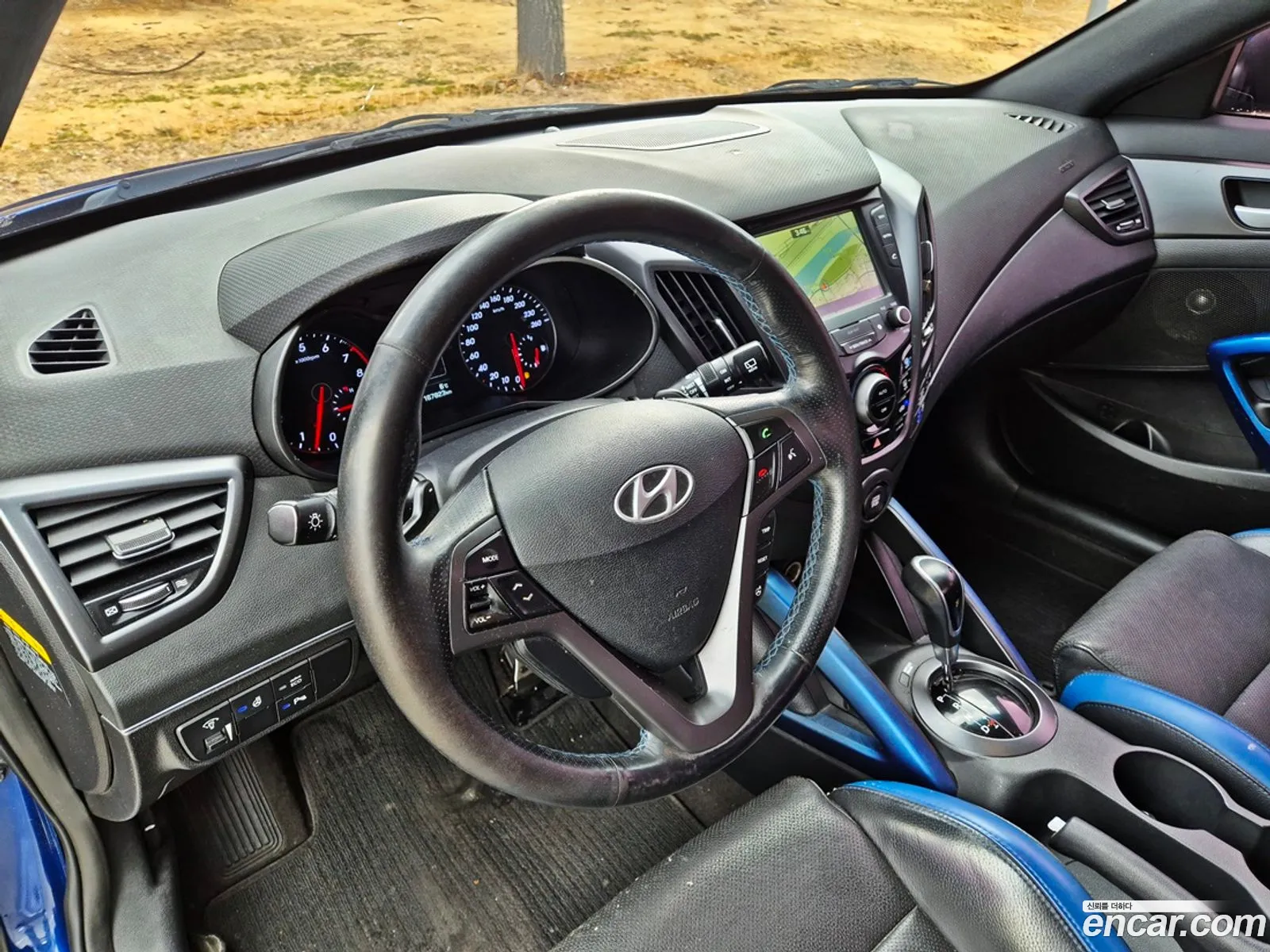 Hyundai Veloster 2015 — 12