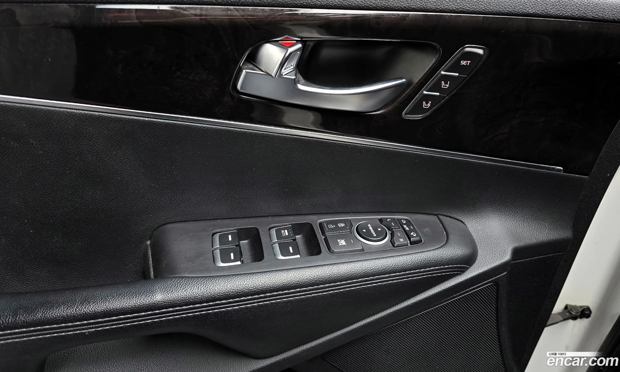 Kia Sorento 2015 KNAPK81ABFA102451 — 9
