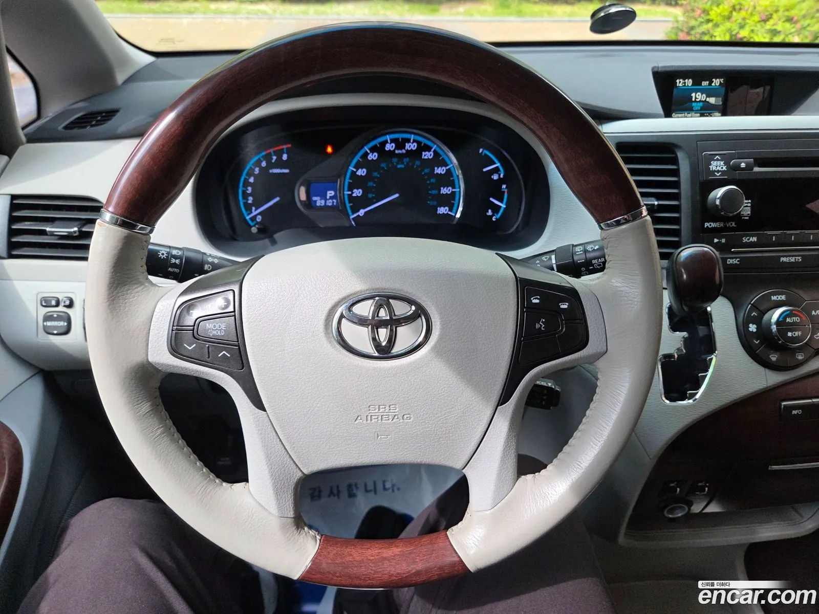 Toyota Sienna 2014 — 7