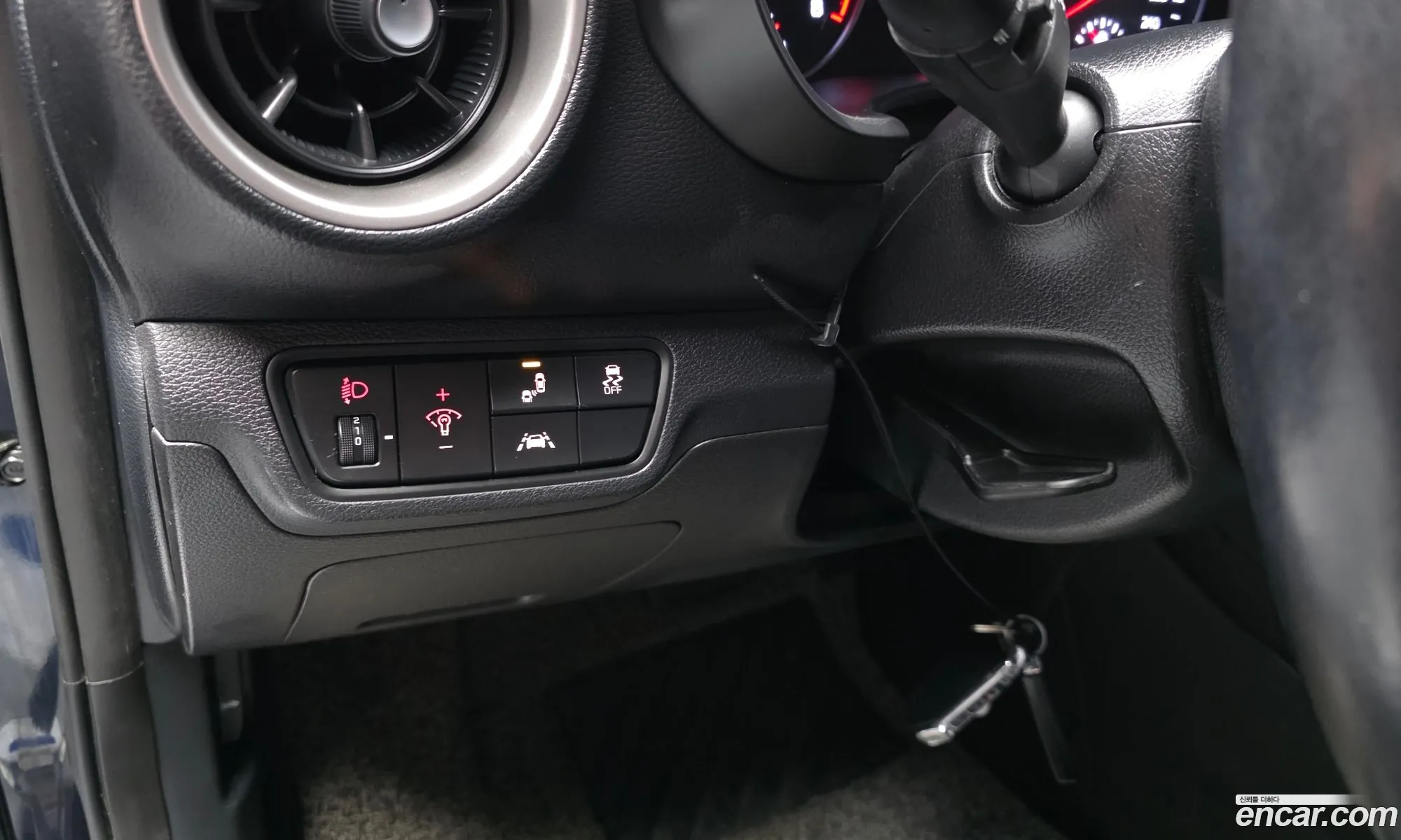 Kia K3 2018 — 8