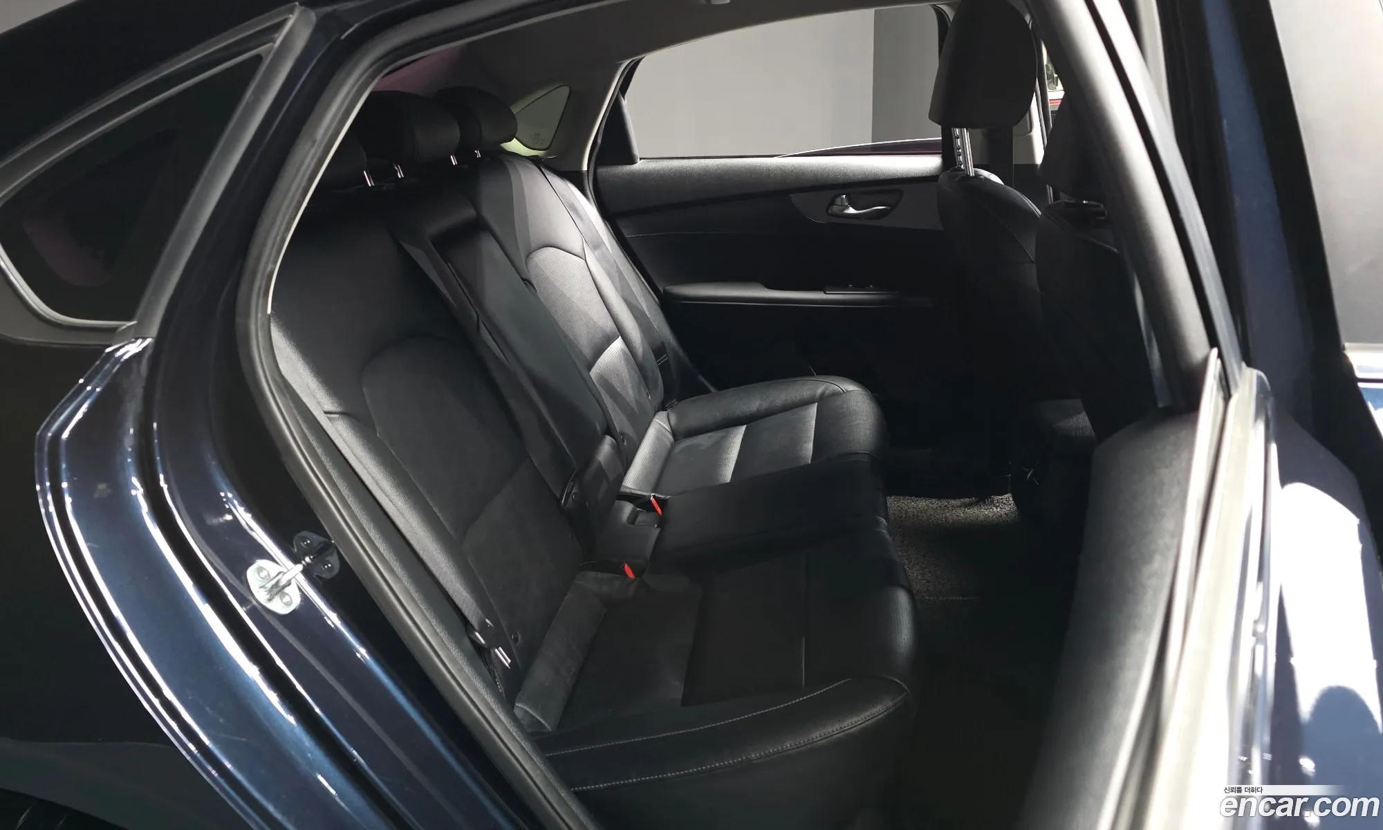 Kia K3 2018 — 9