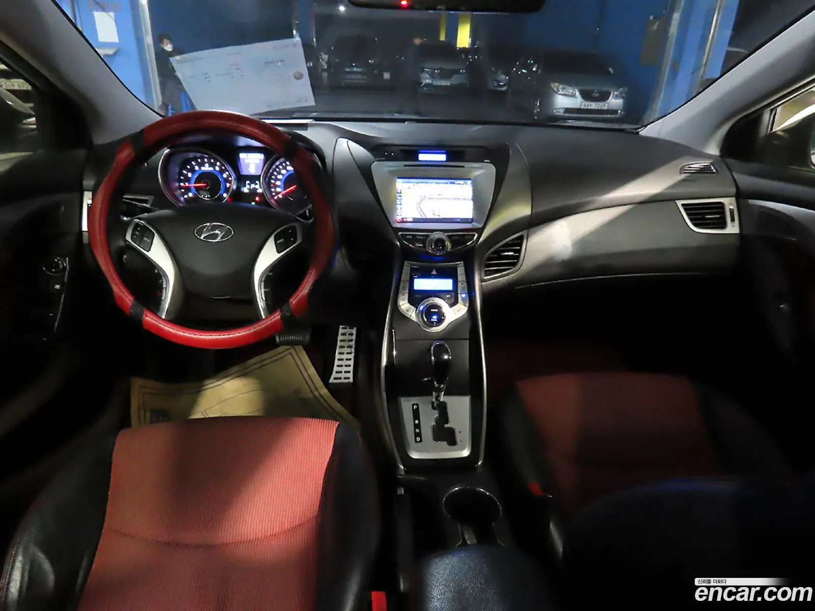 Hyundai Elantra MD 2012 — 17