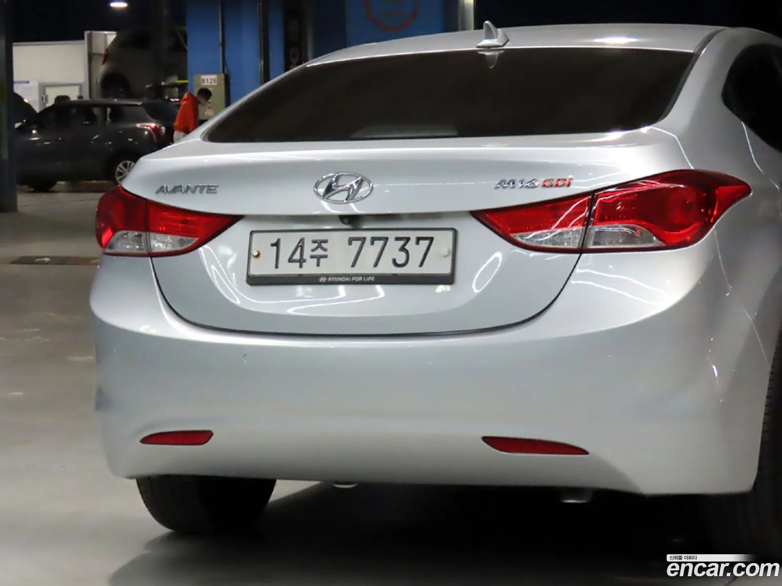 Hyundai Elantra MD 2012 — 18