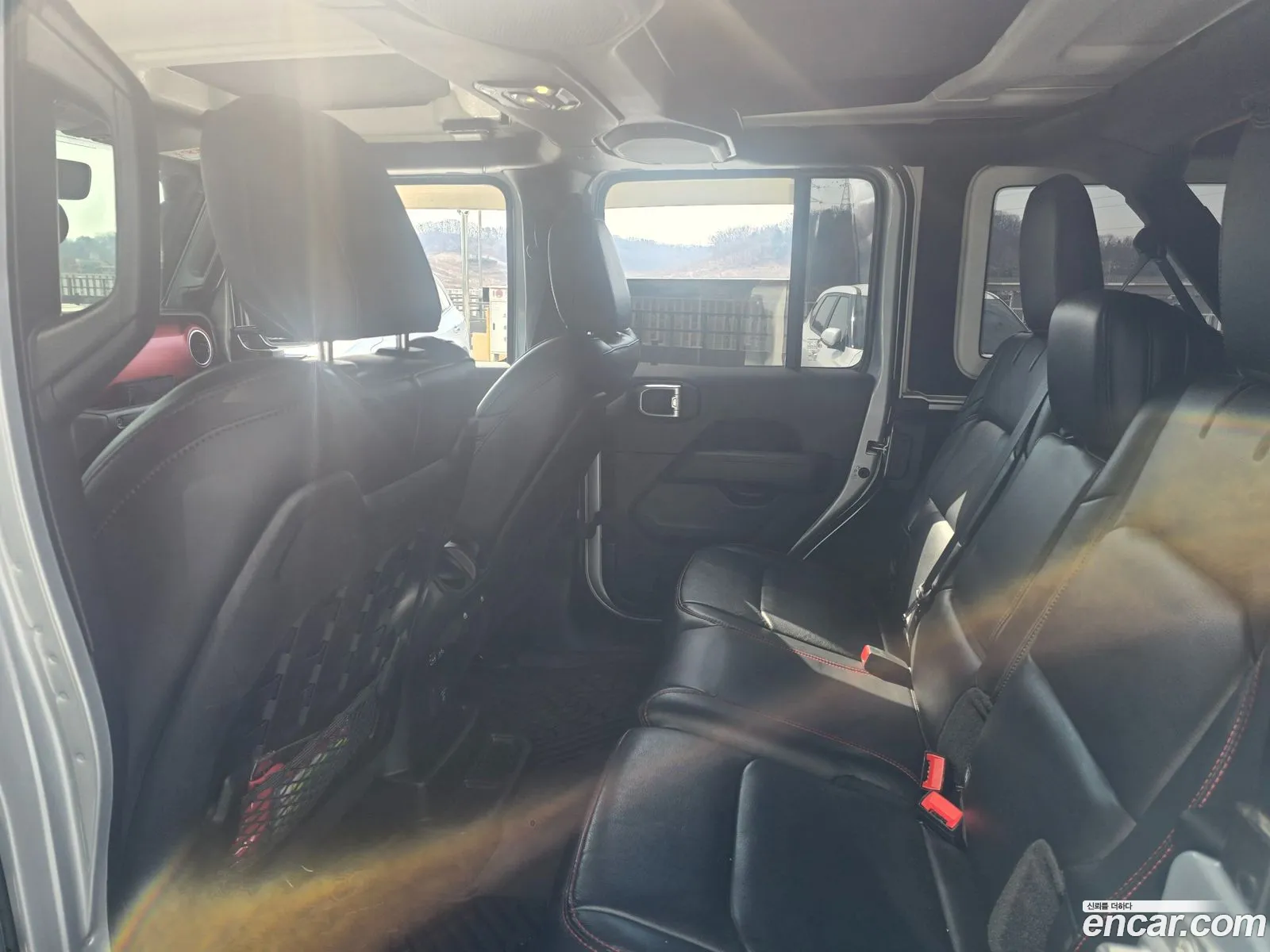 Jeep Wrangler 2022 — 3