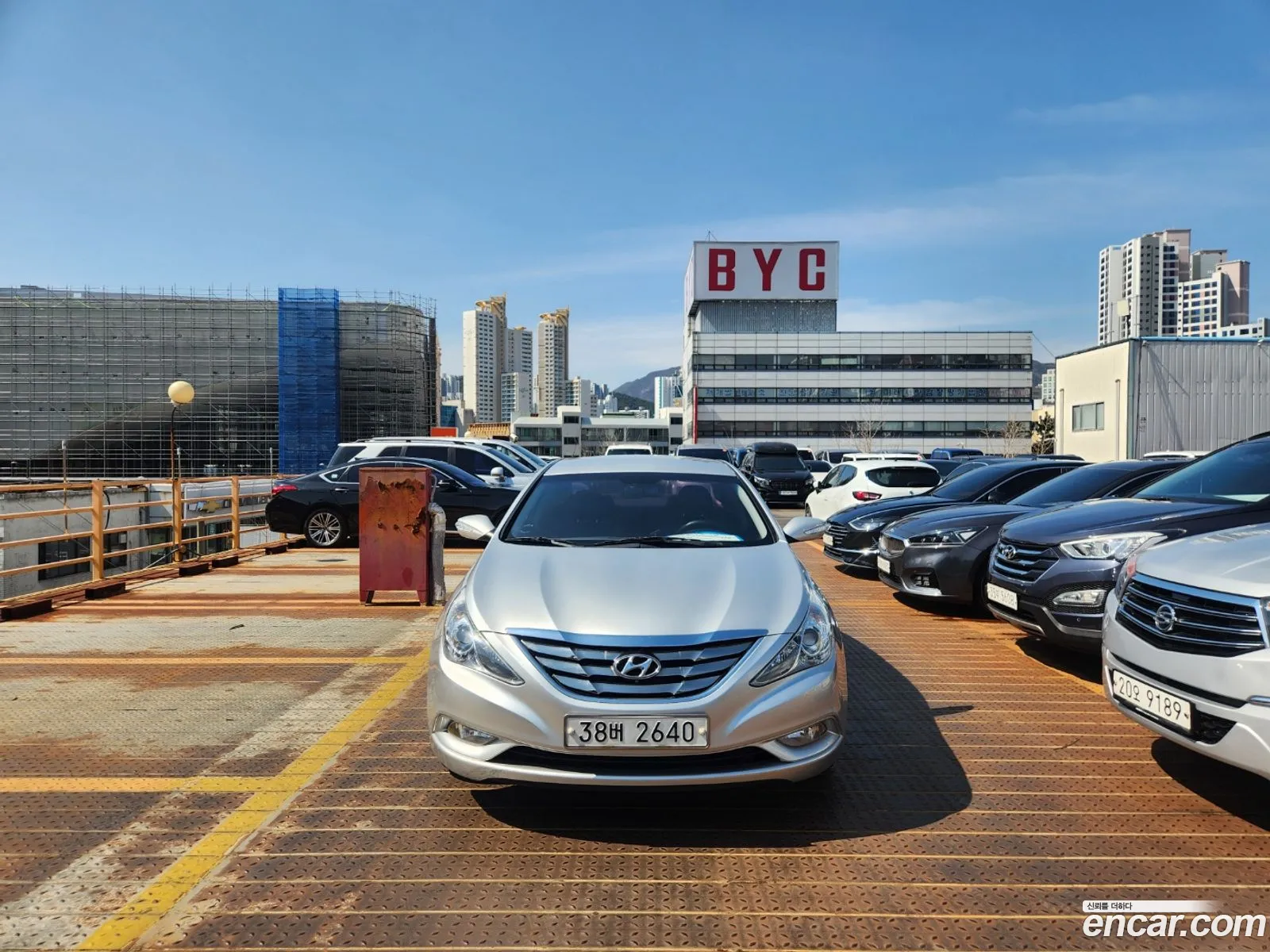 Hyundai YF Sonata