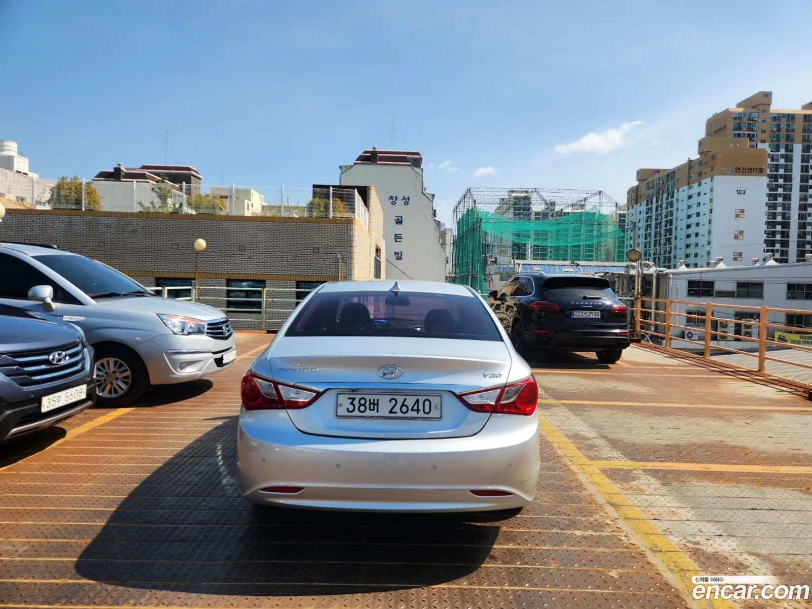 Hyundai YF Sonata 2009 — 3