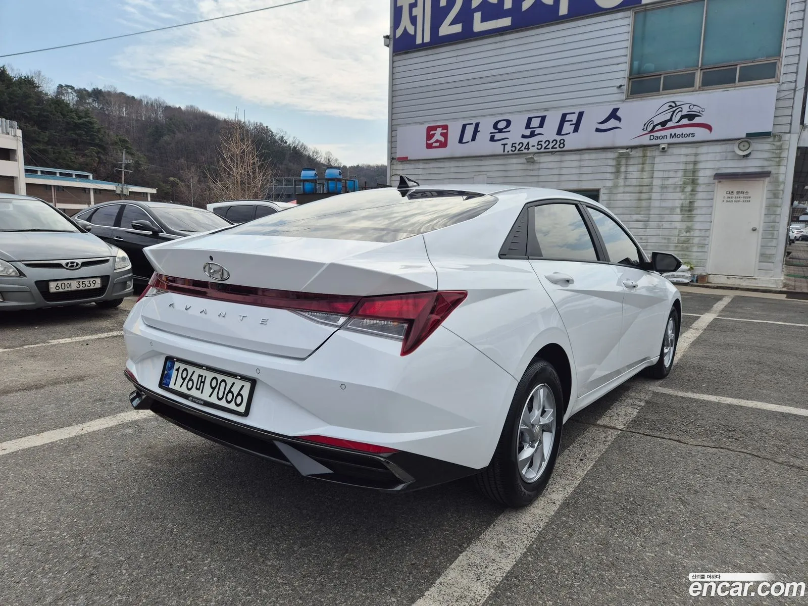 Hyundai Elantra 2021 — 10