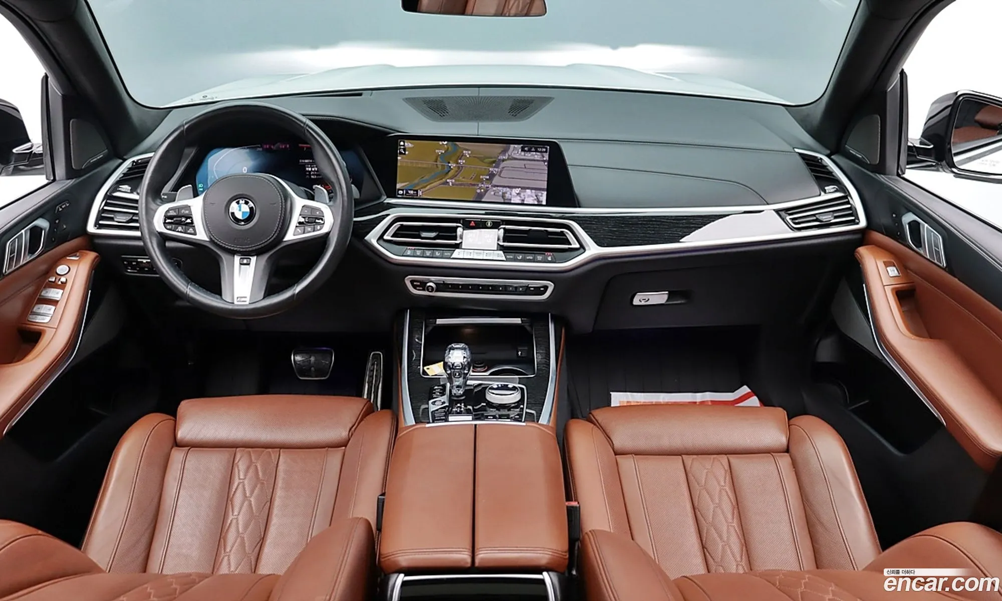 BMW X7 2020 — 7