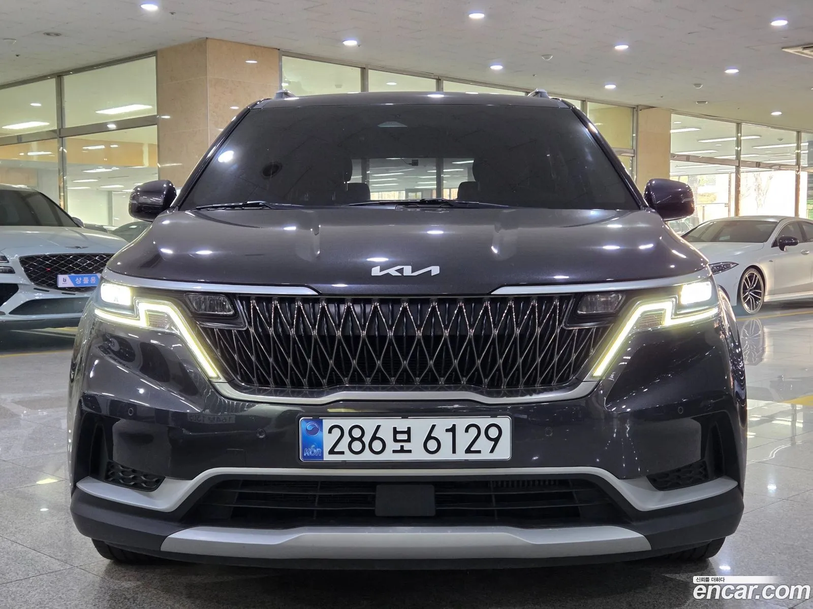 Kia Carnival 2021 — 11