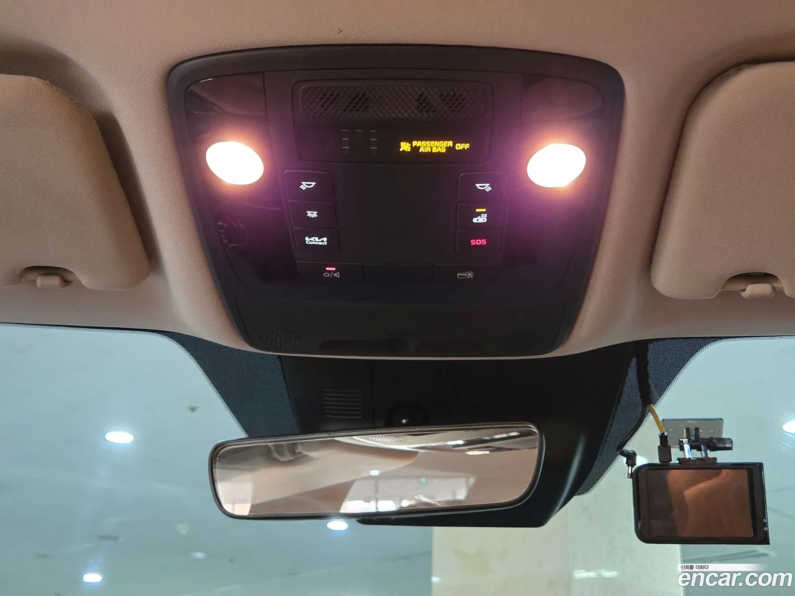 Kia Carnival 2021 — 9