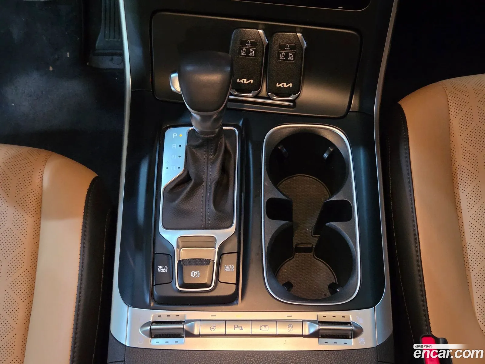 Kia Carnival 2021 — 2