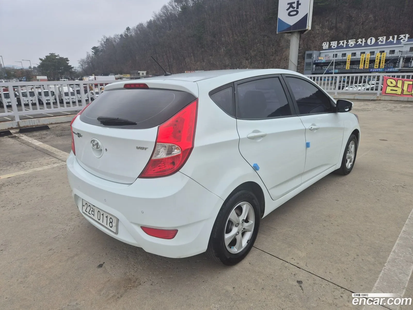 Hyundai Accent 2011 — 9