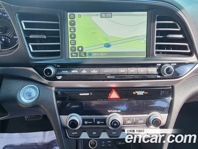 Hyundai Elantra AD 2020 — 5