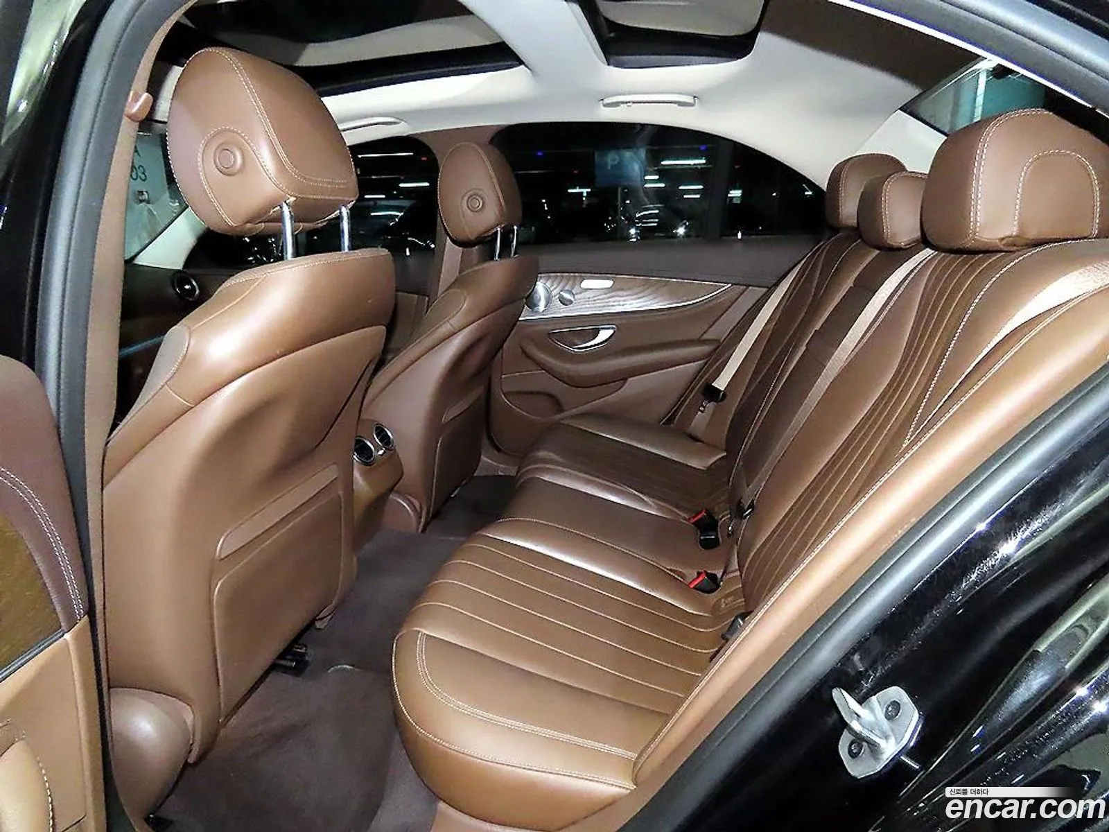 Mercedes-Benz E-Class W213 2019 — 12
