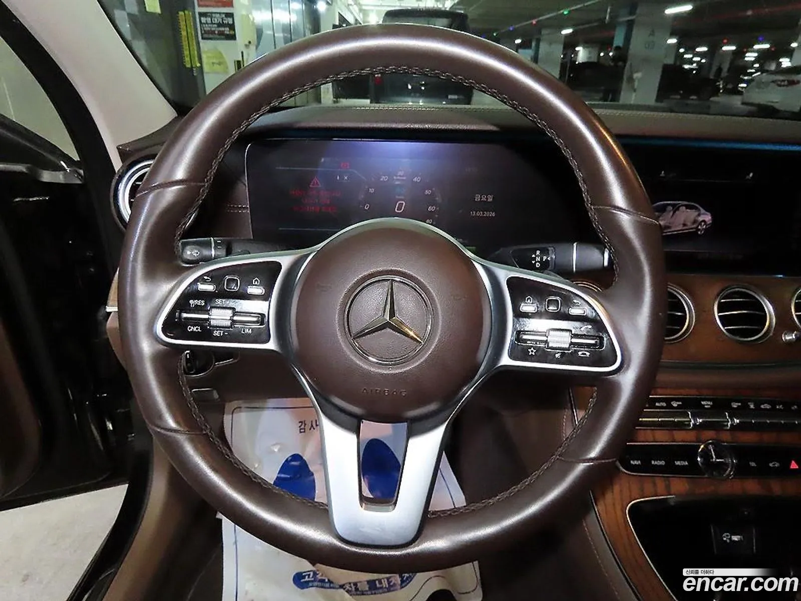 Mercedes-Benz E-Class W213 2019 — 14
