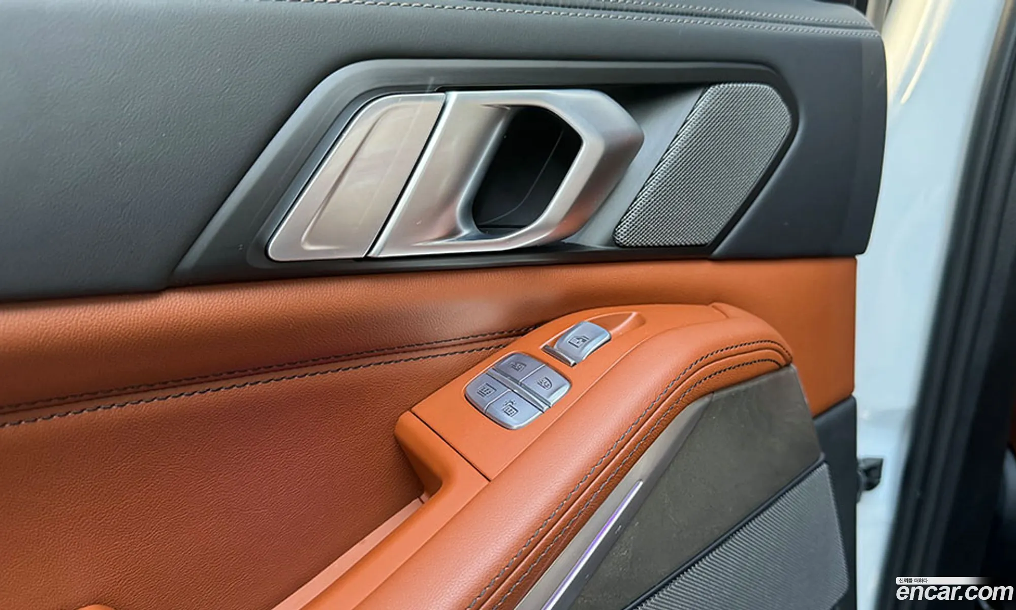BMW X7 2023 — 12