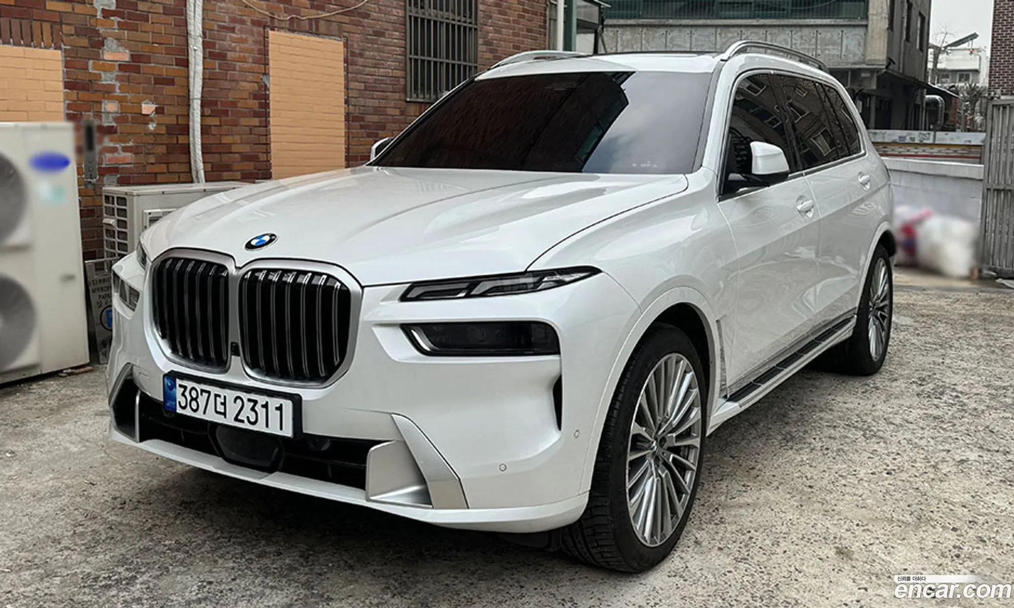 BMW X7 2023 — 14