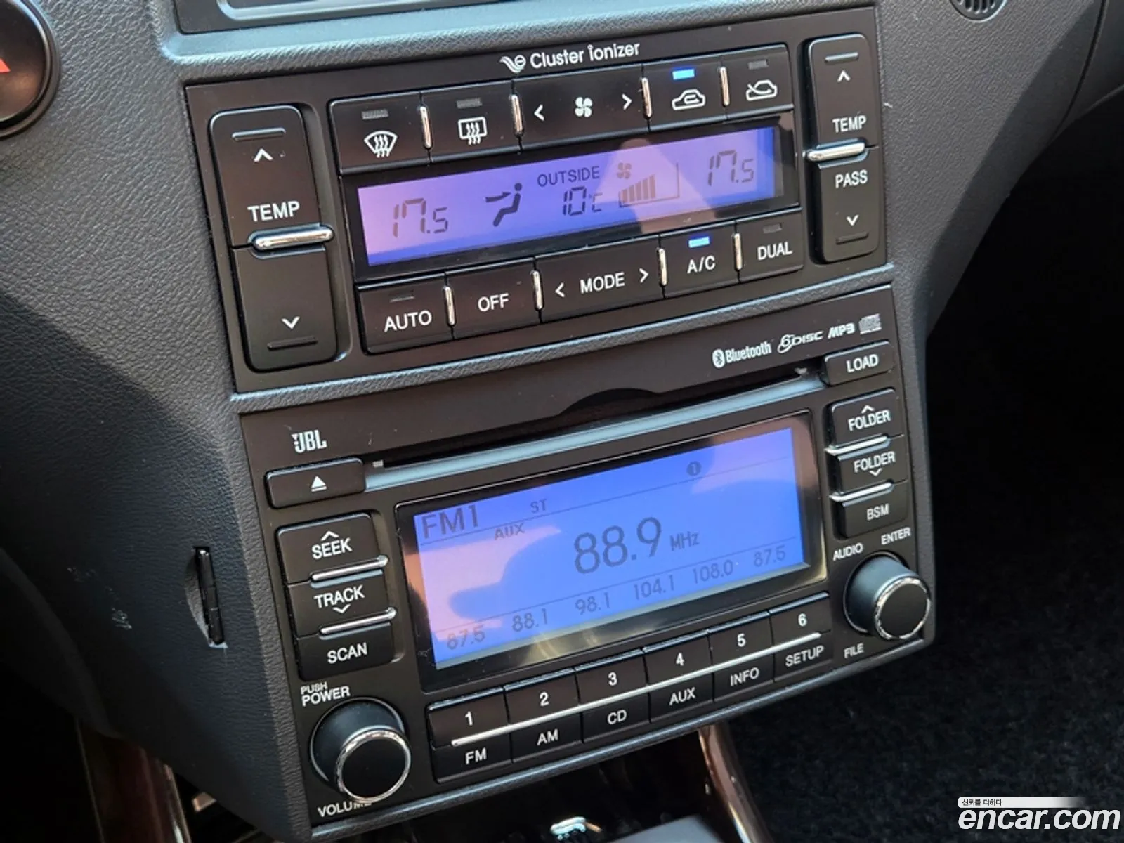 Hyundai The Luxury Grandeur 2010 — 6
