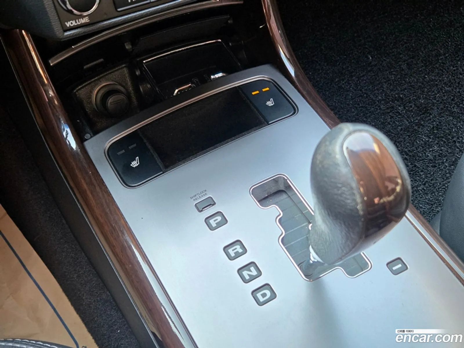 Hyundai The Luxury Grandeur 2010 — 16
