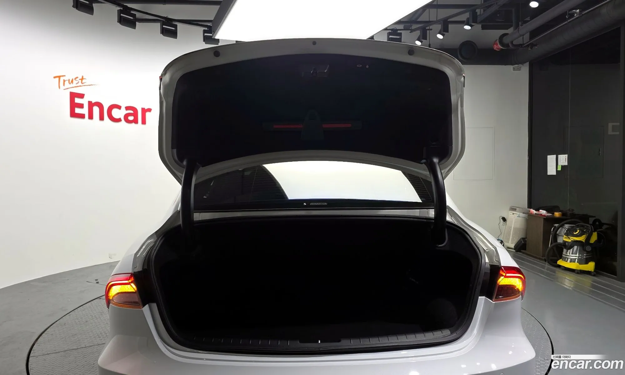 Hyundai Grandeur IG Hybrid 2021 — 14