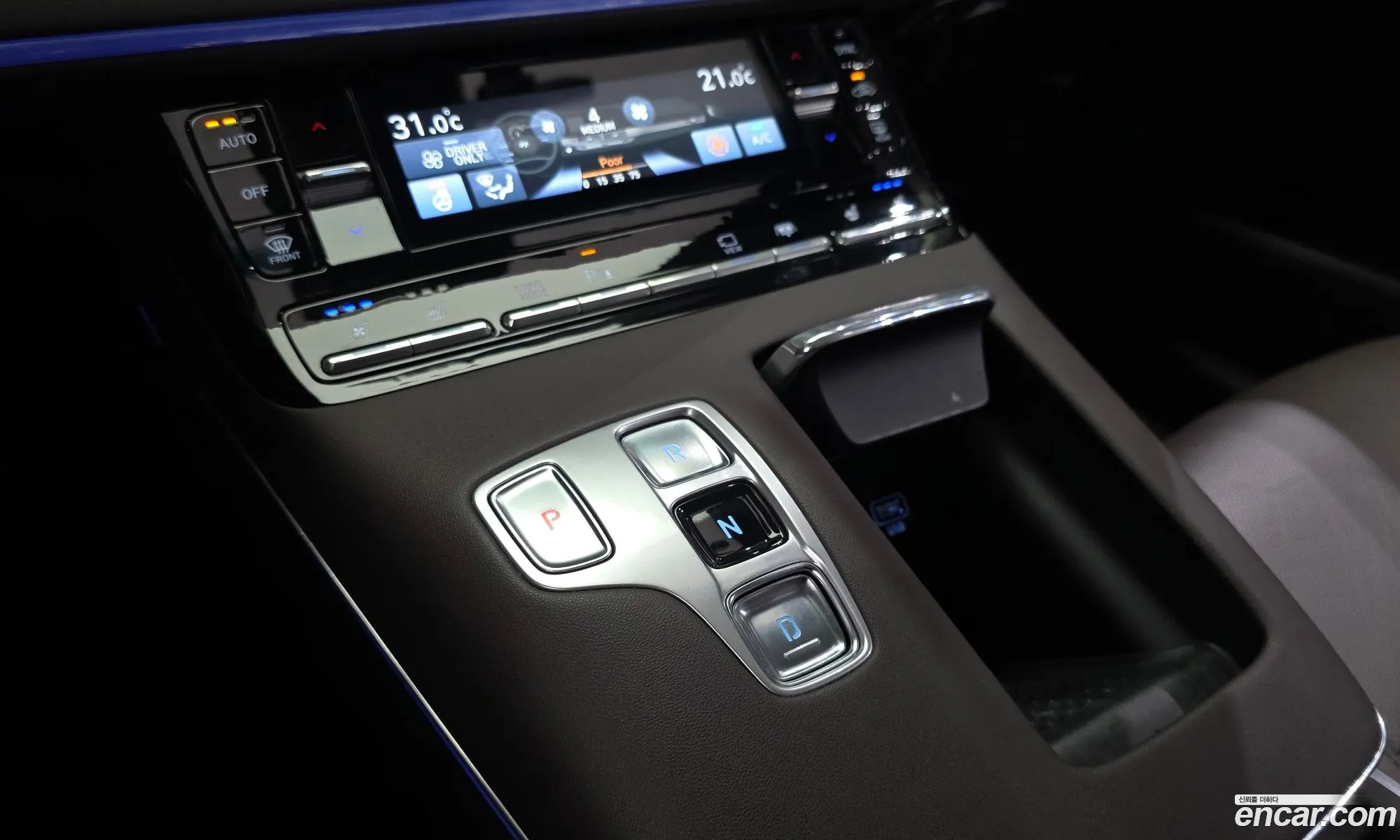 Hyundai Grandeur IG Hybrid 2021 — 3