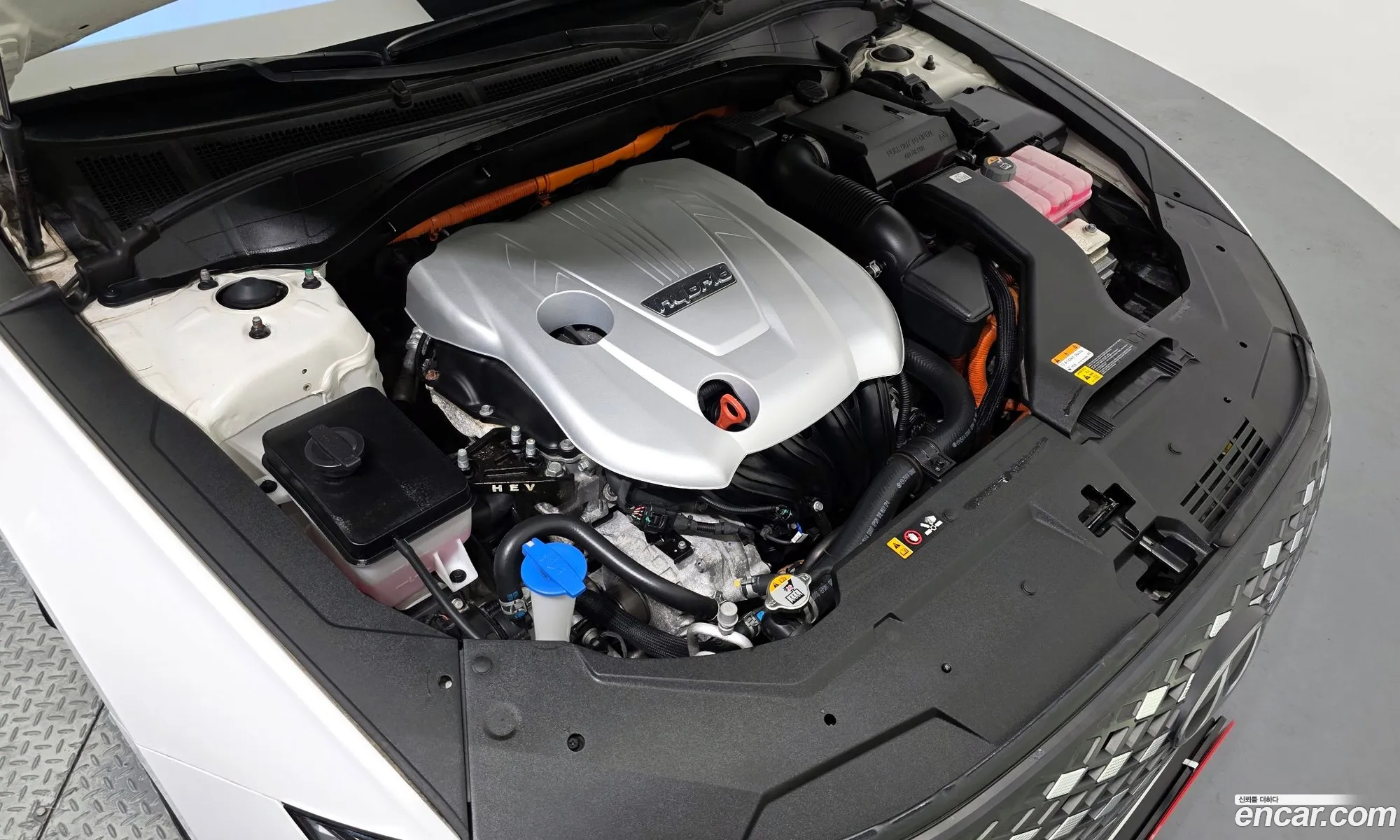 Hyundai Grandeur IG Hybrid 2021 — 12