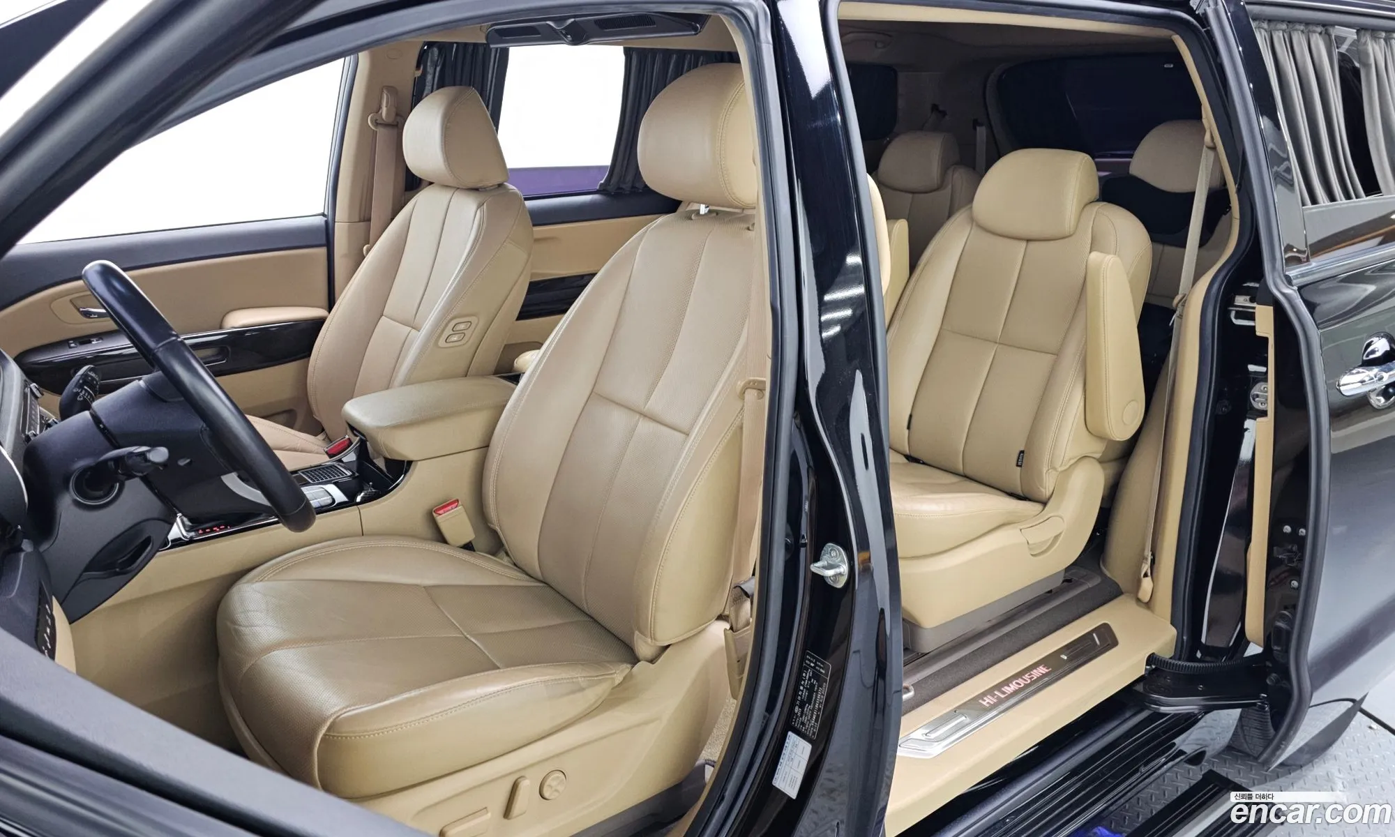 Kia Carnival 2019 — 18