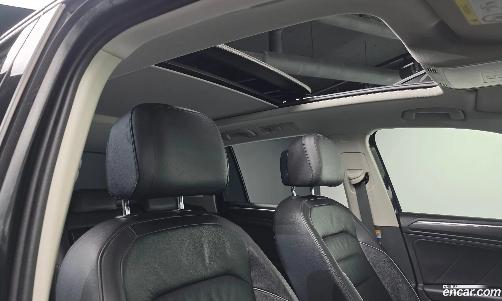 Volkswagen Tiguan 2021 — 19