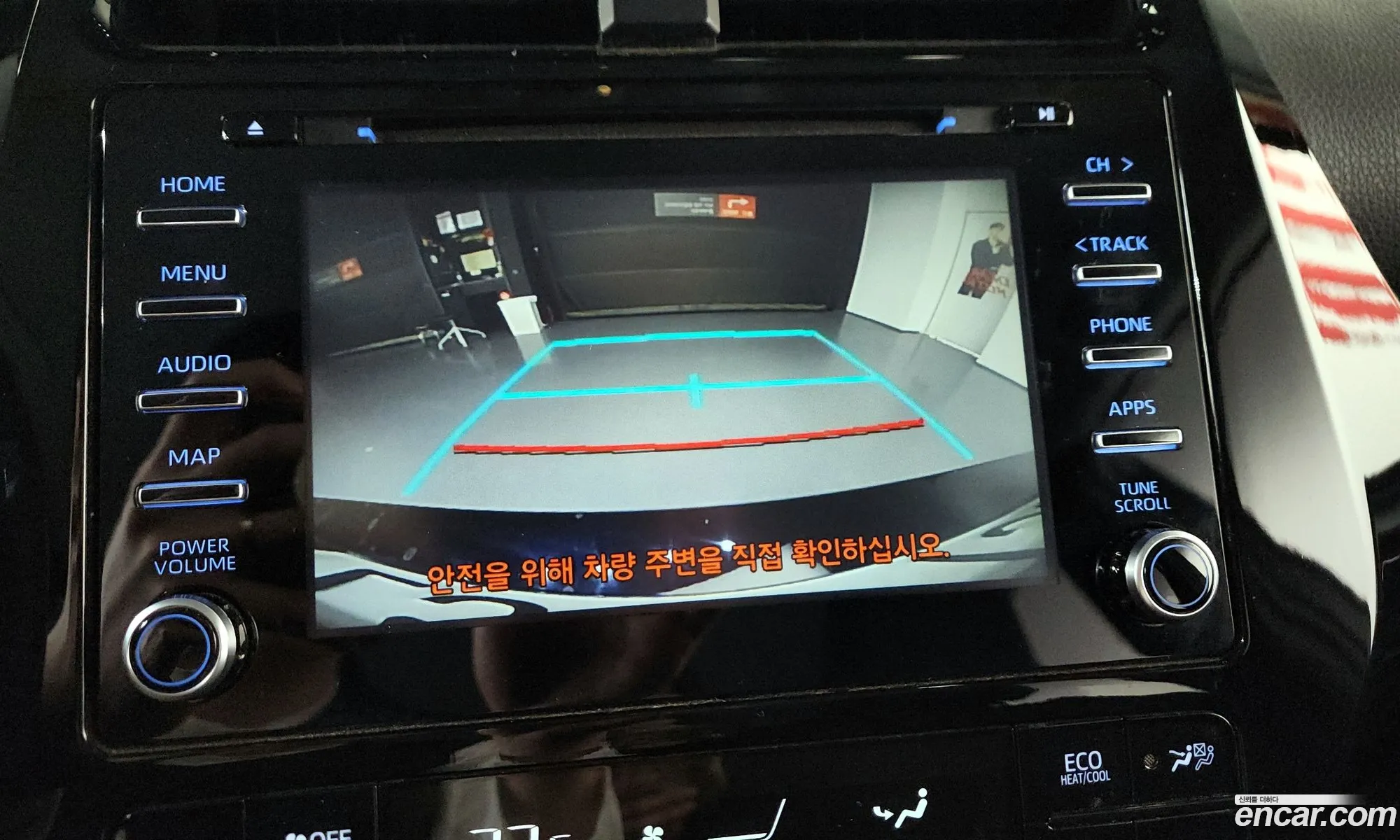 Toyota Prius 2019 JTDKARFUXK3082647 — 12