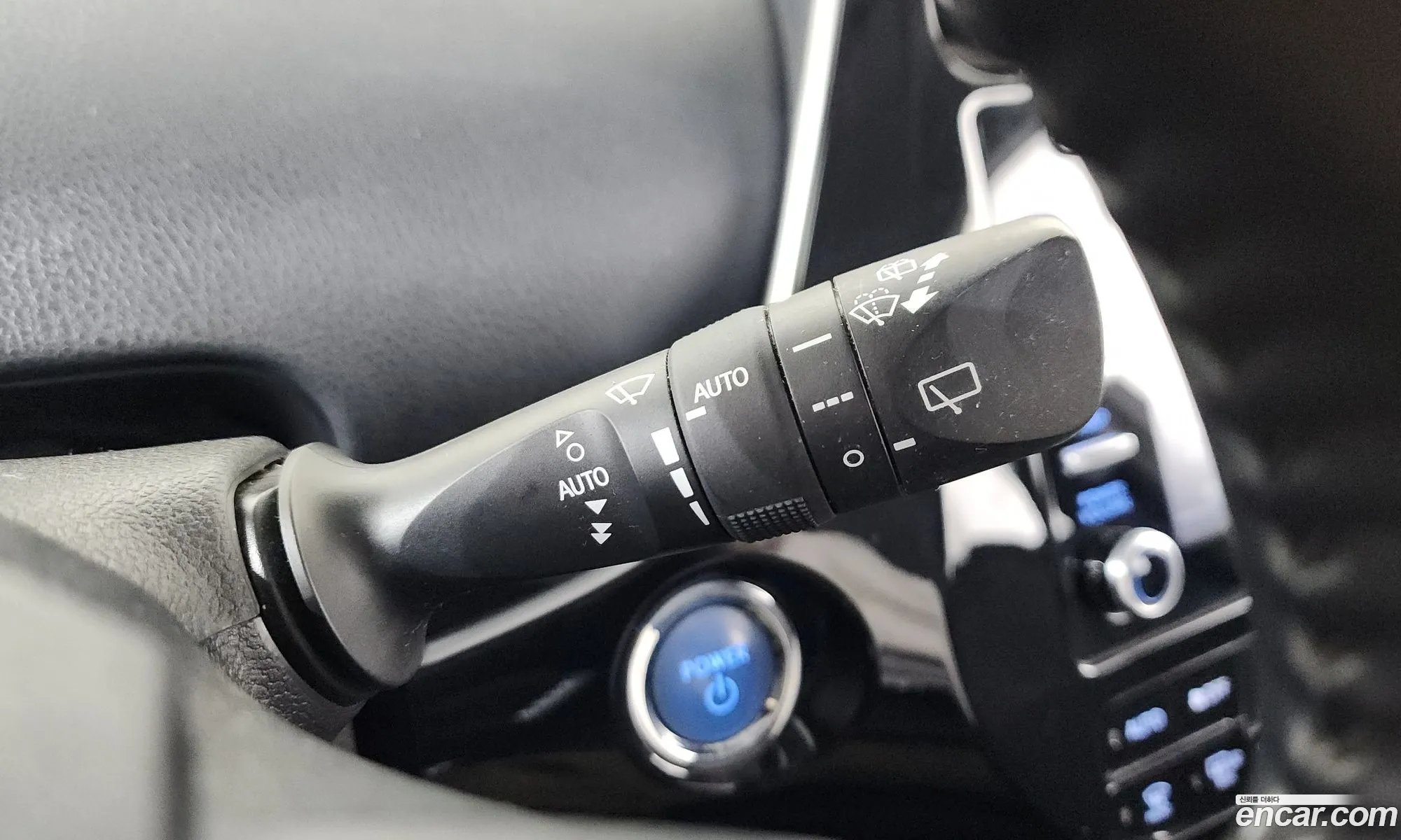 Toyota Prius 2019 JTDKARFUXK3082647 — 9