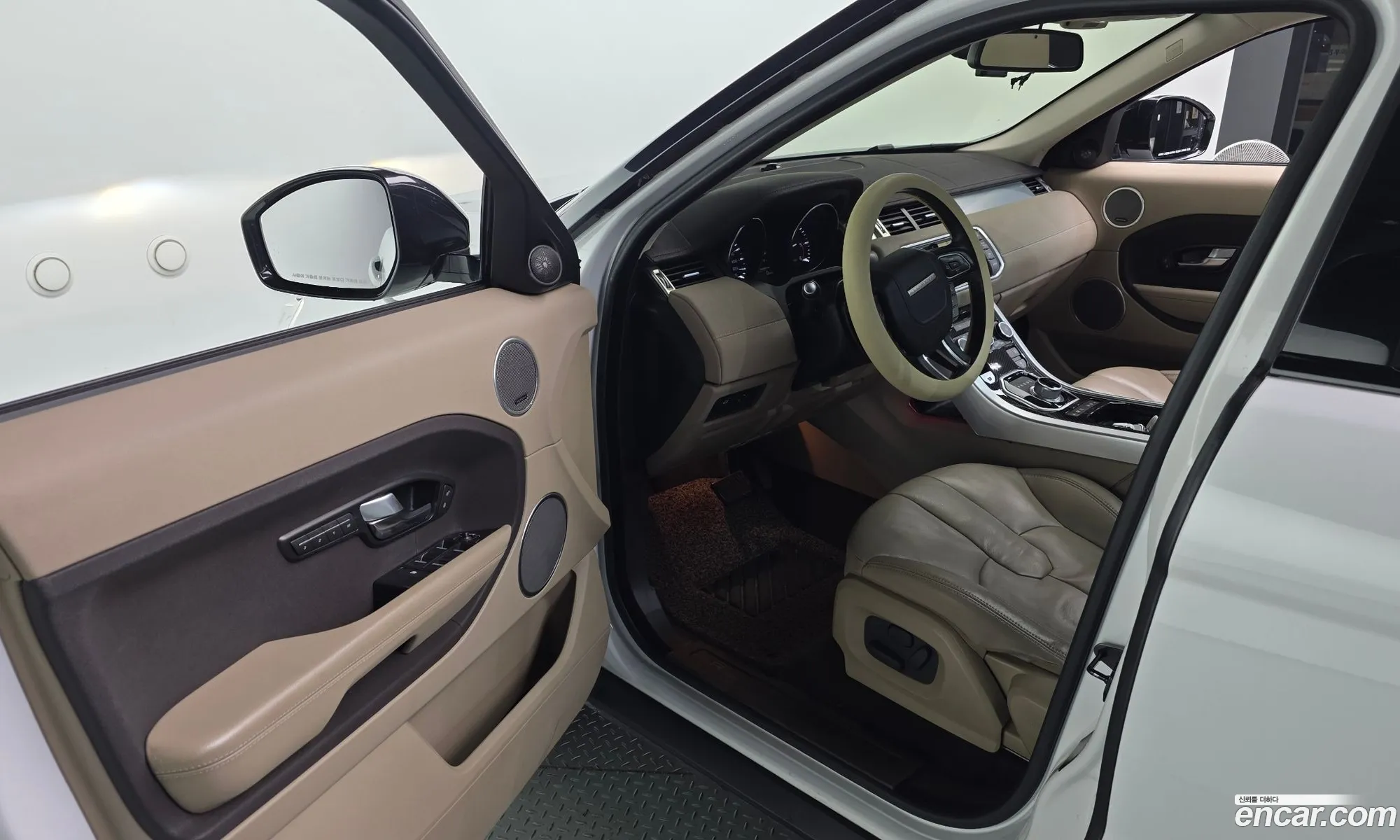 Land Rover Range Rover Evoque 2015 SALVA2BE0FH016533 — 4