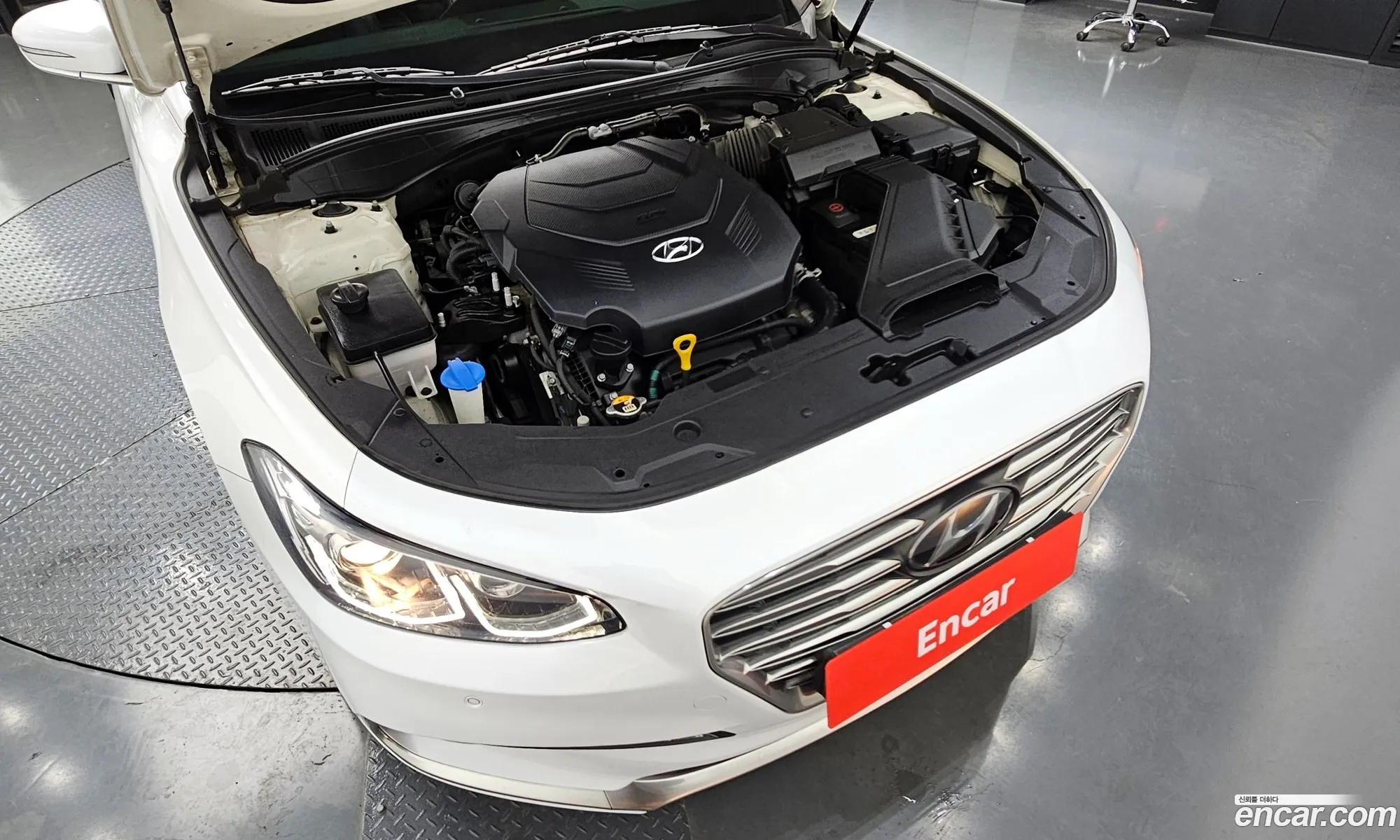 Hyundai Grandeur IG 2018 — 12
