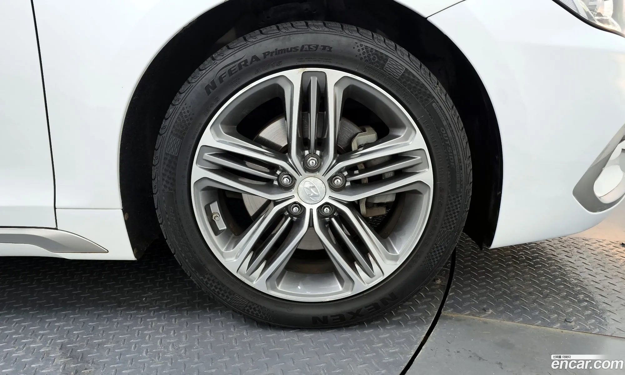 Hyundai Grandeur IG 2018 — 20
