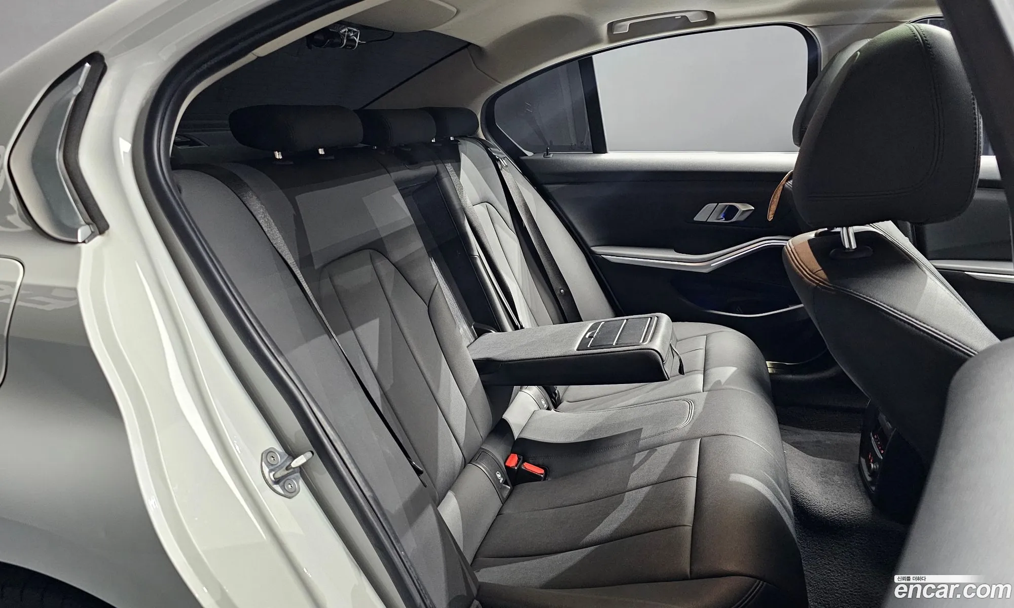 BMW 3 Series 2019 WBA5V510XKAJ55538 — 3