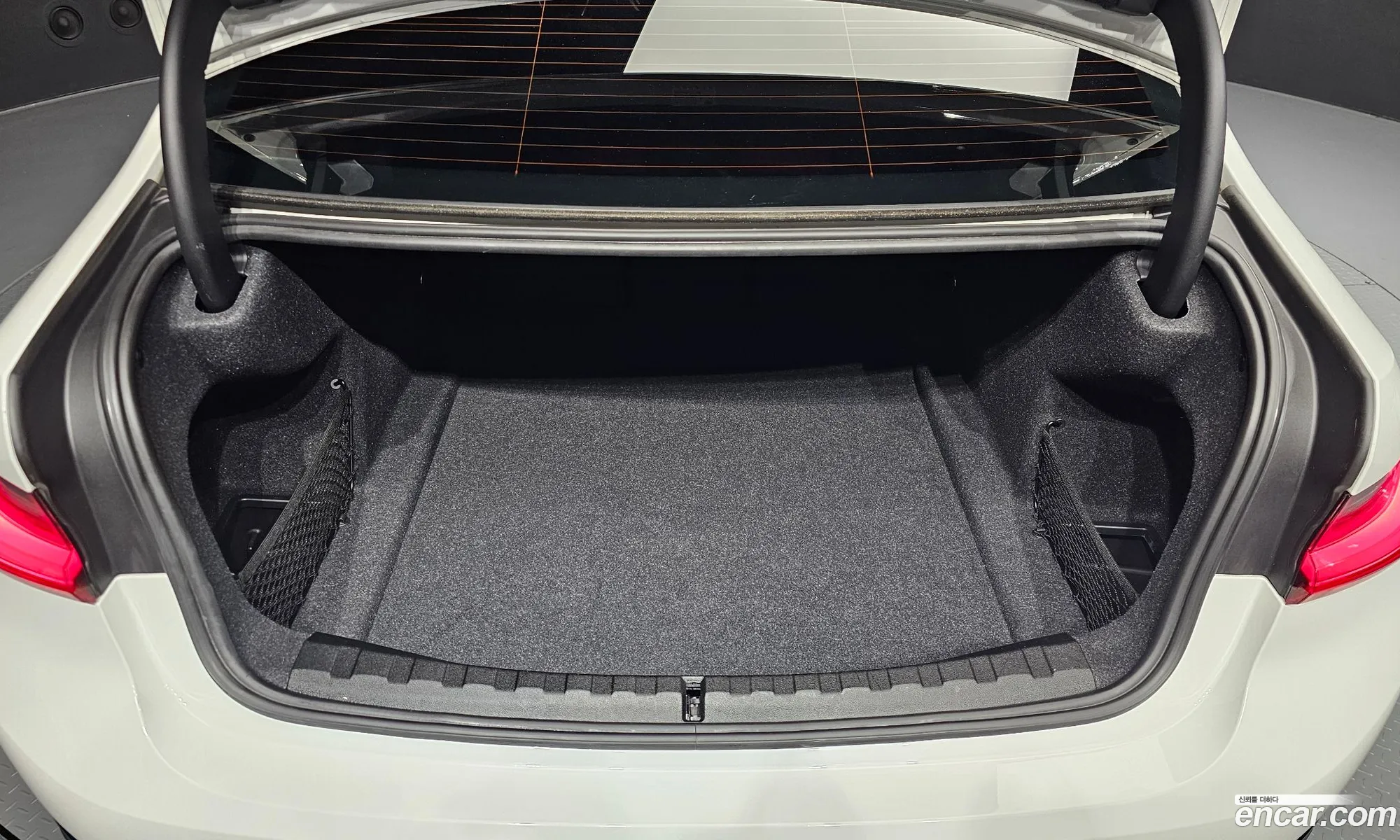 BMW 3 Series 2019 WBA5V510XKAJ55538 — 20