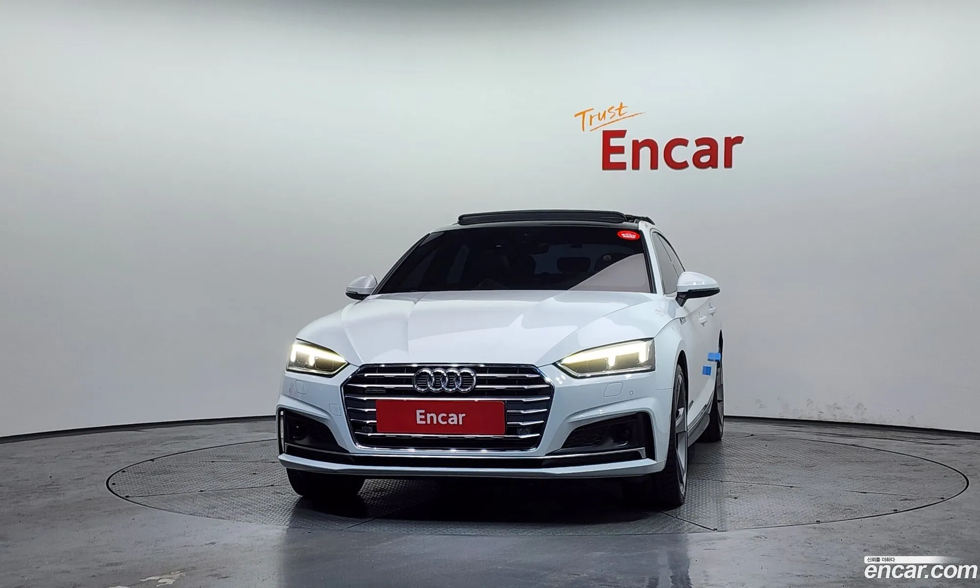 Audi A5 2019 WAUZZZF57KA076698 — 2