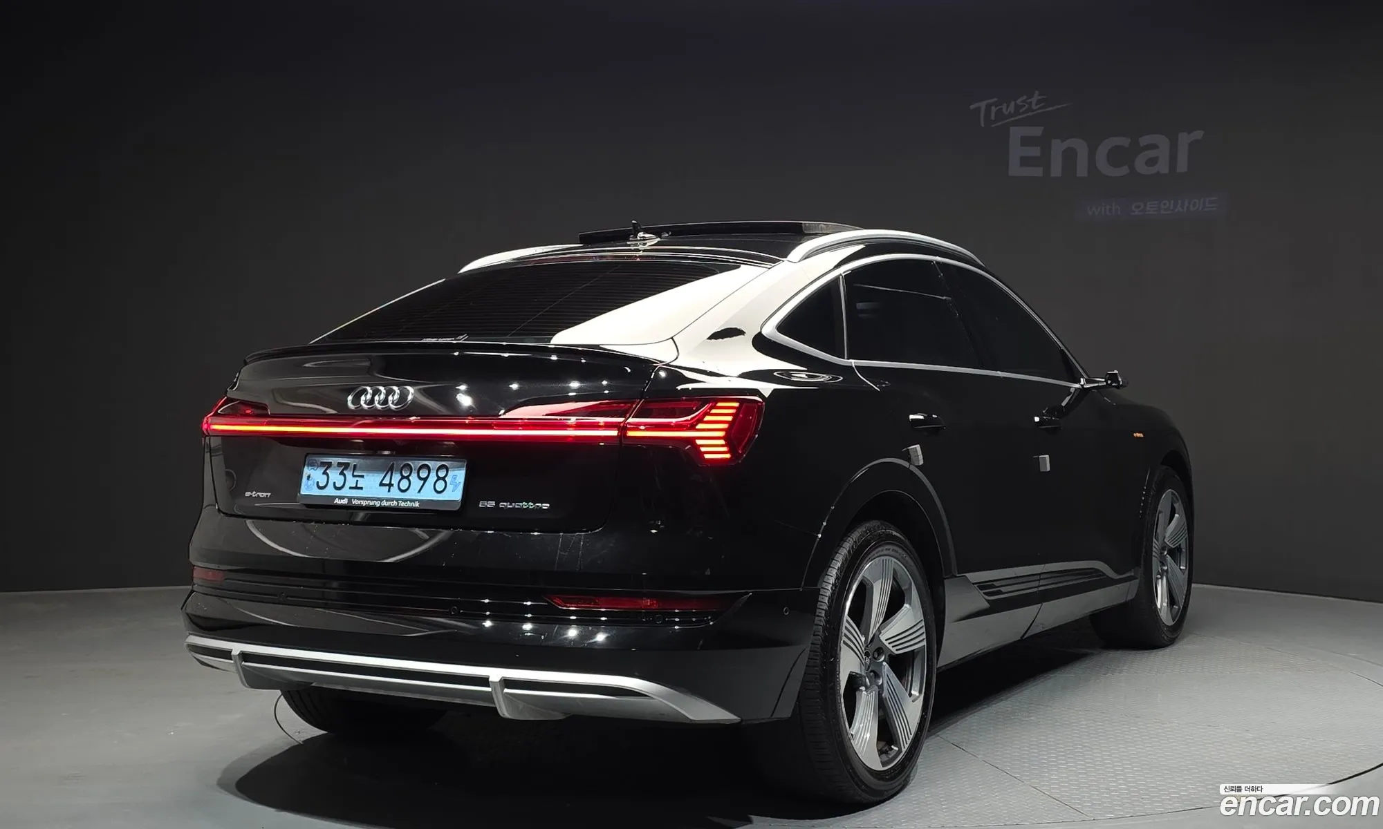 Audi e-tron 2022 — 5