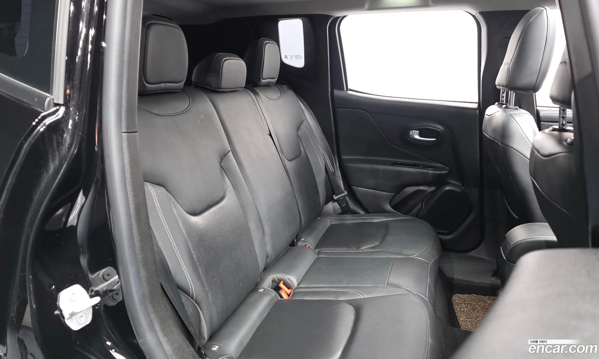Jeep Renegade 2019 1C4BU0000KPL07493 — 4