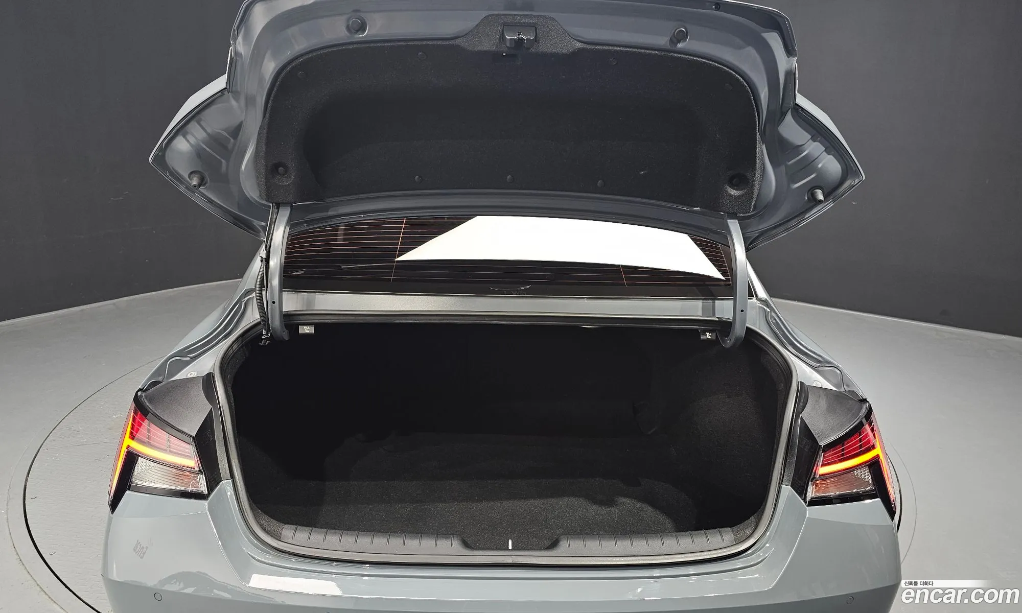 Hyundai Elantra 2021 — 15