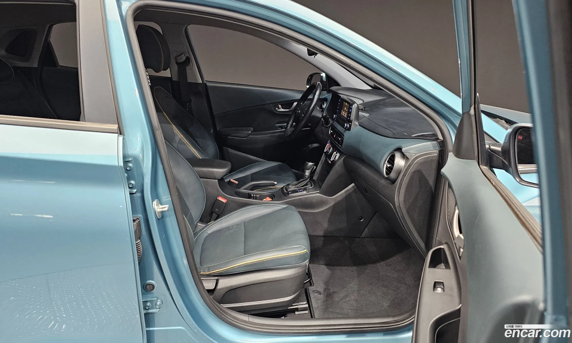 Hyundai Kona 2017 — 16