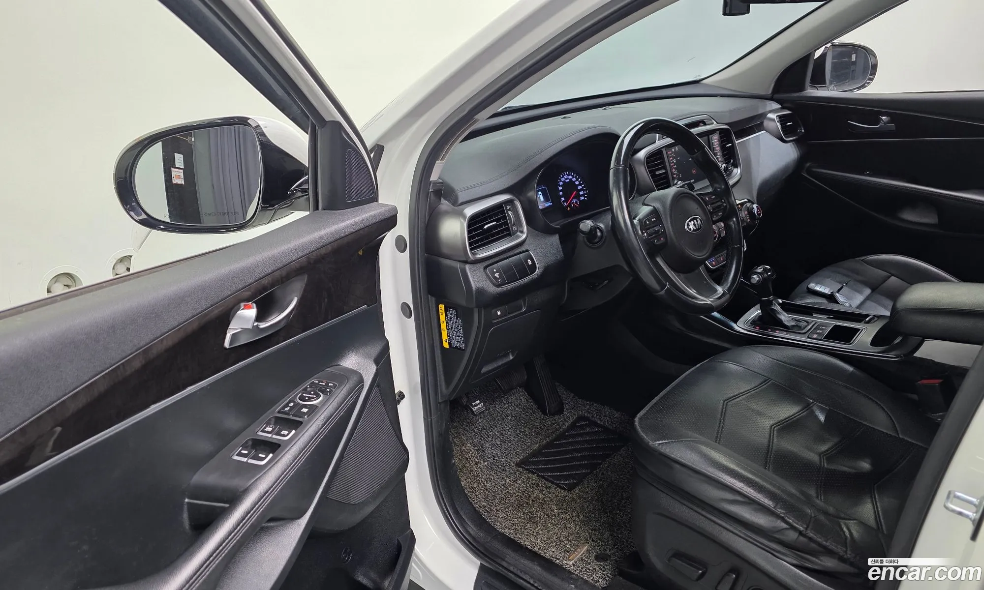 Kia Sorento 2017 — 18
