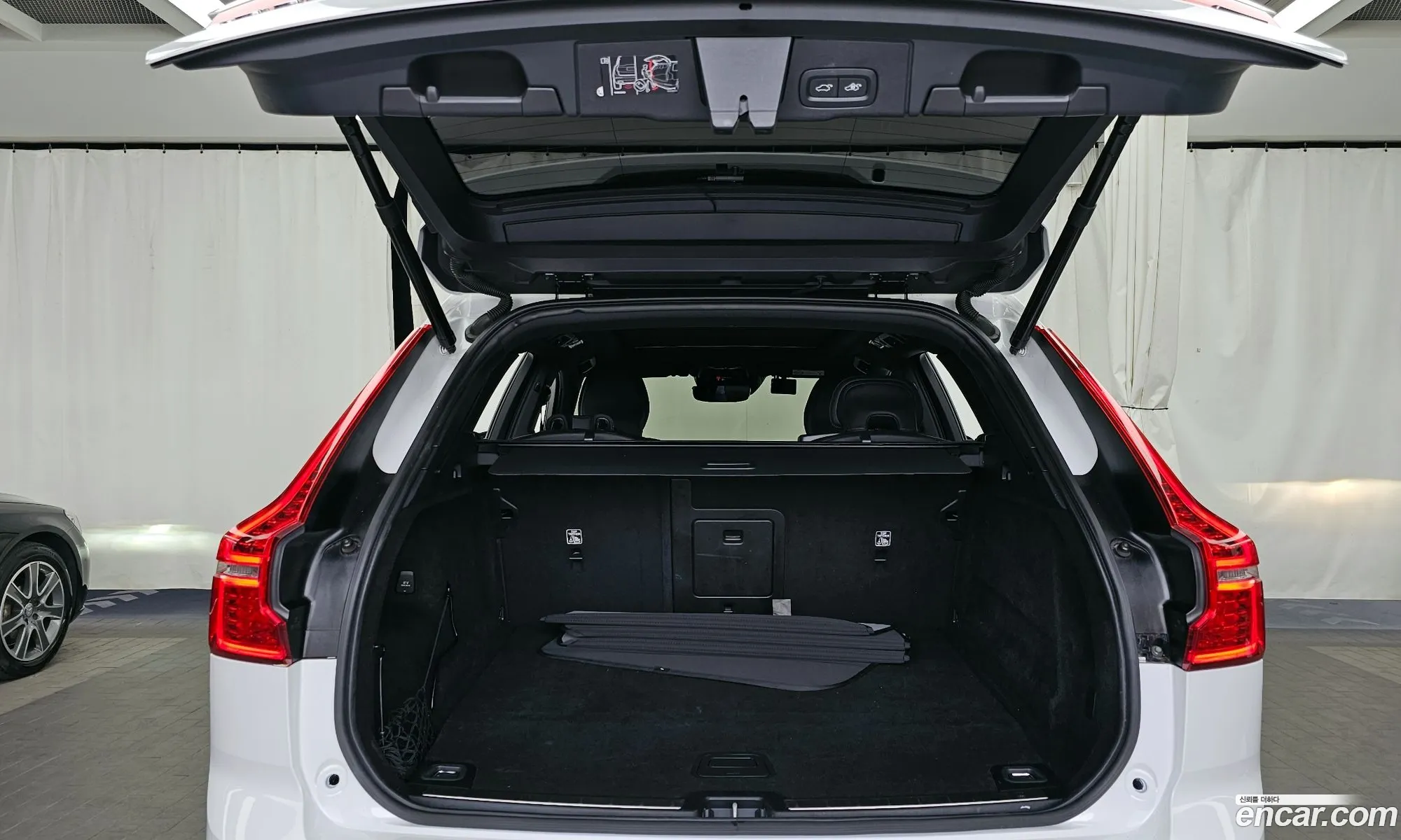 Volvo XC60 2020 — 5