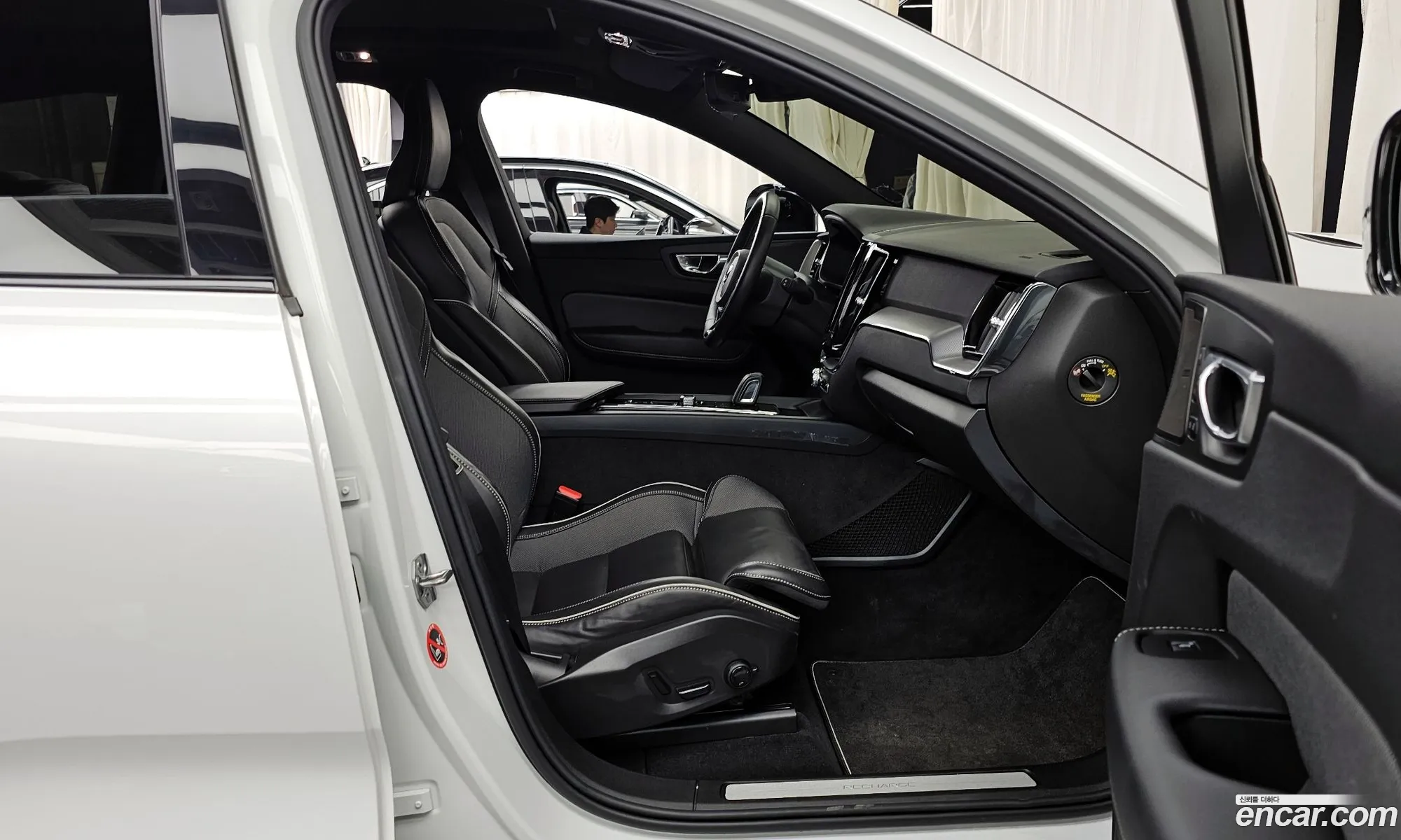 Volvo XC60 2020 — 15