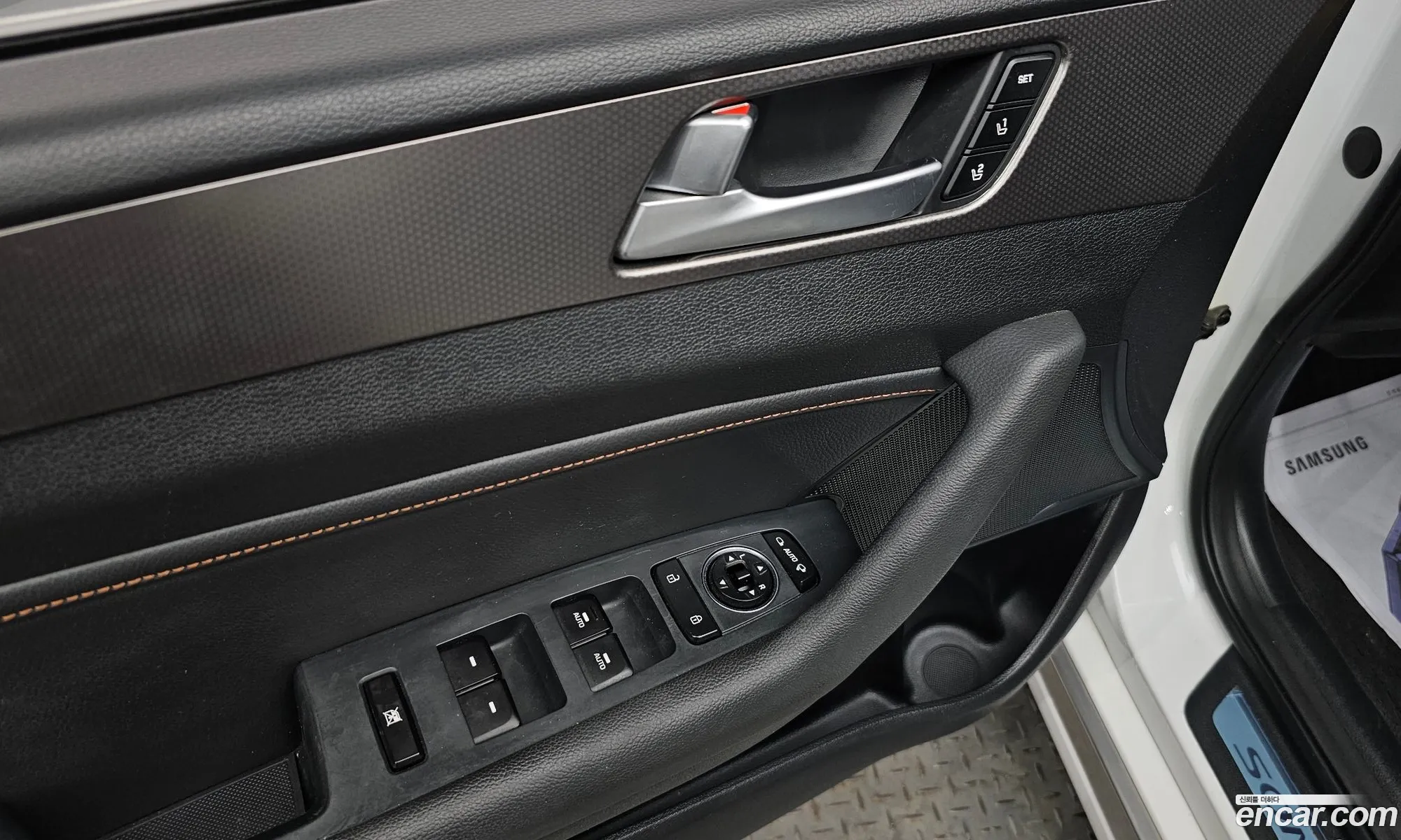 Hyundai LF Sonata 2016 — 17