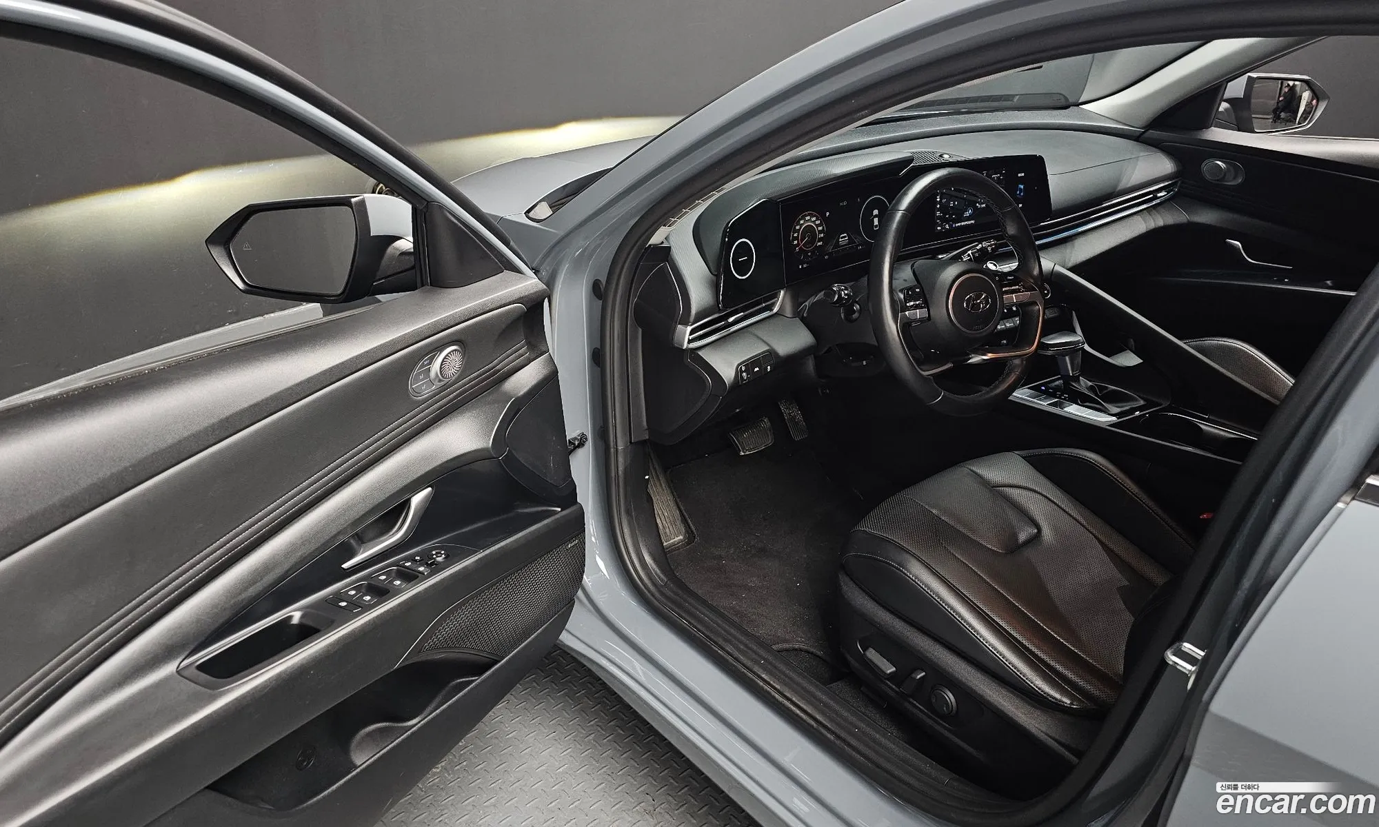 Hyundai Elantra 2021 — 12