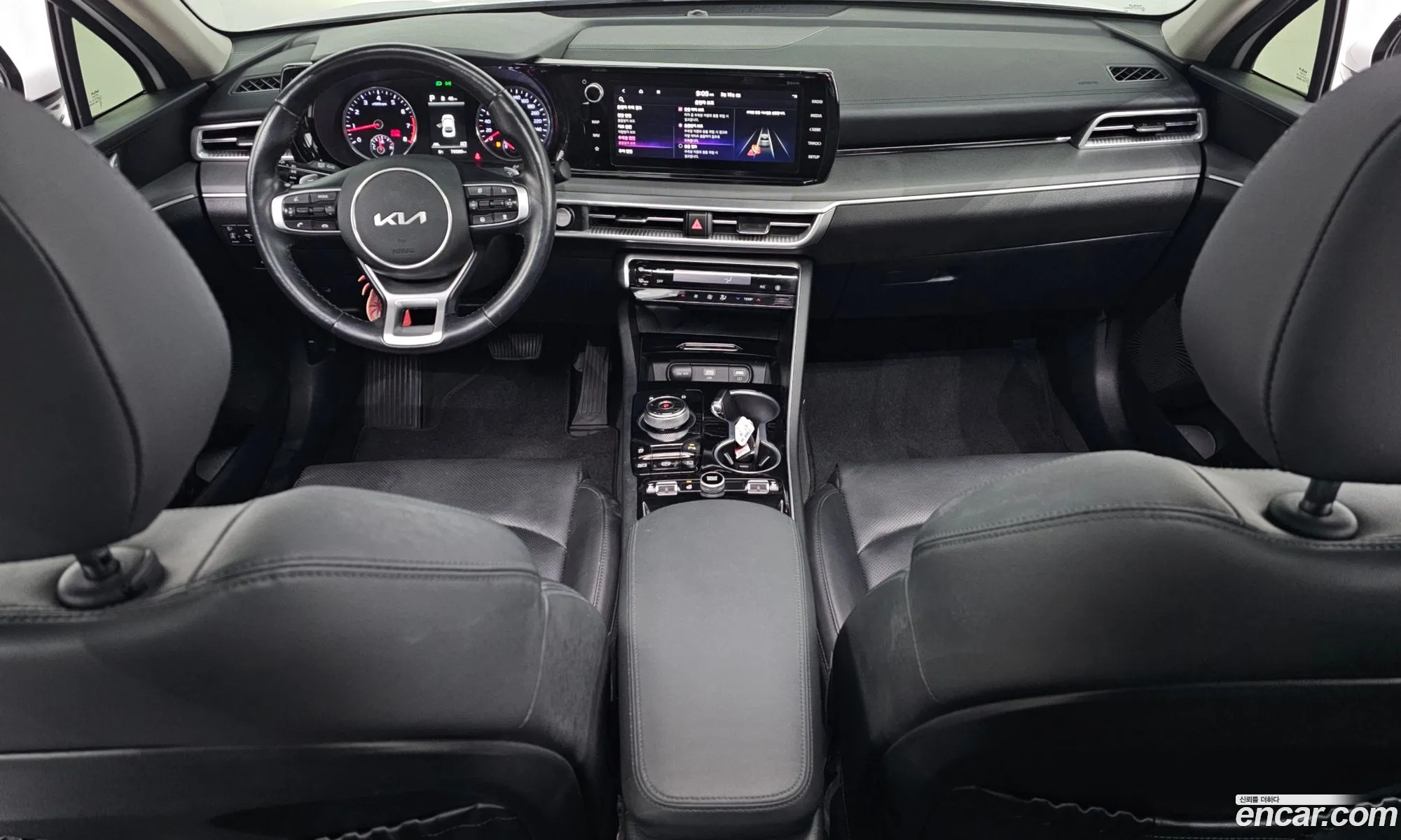 Kia K5 2022 — 16
