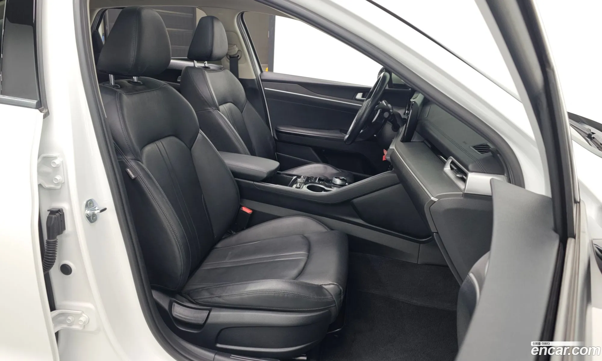 Kia K5 2022 — 3