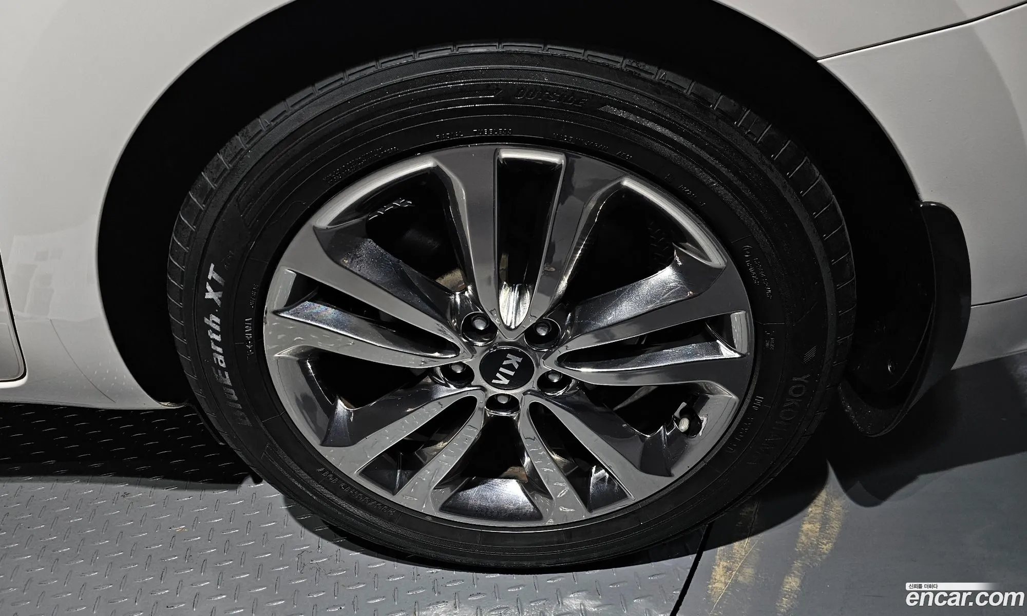 Kia Carnival 2014 — 19