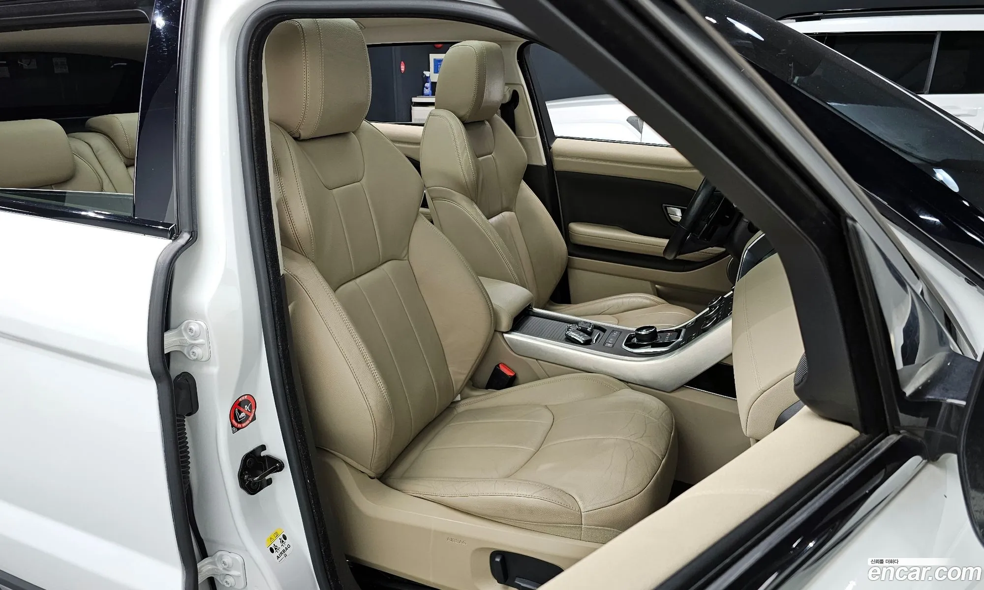 Land Rover Range Rover Evoque 2017 — 2
