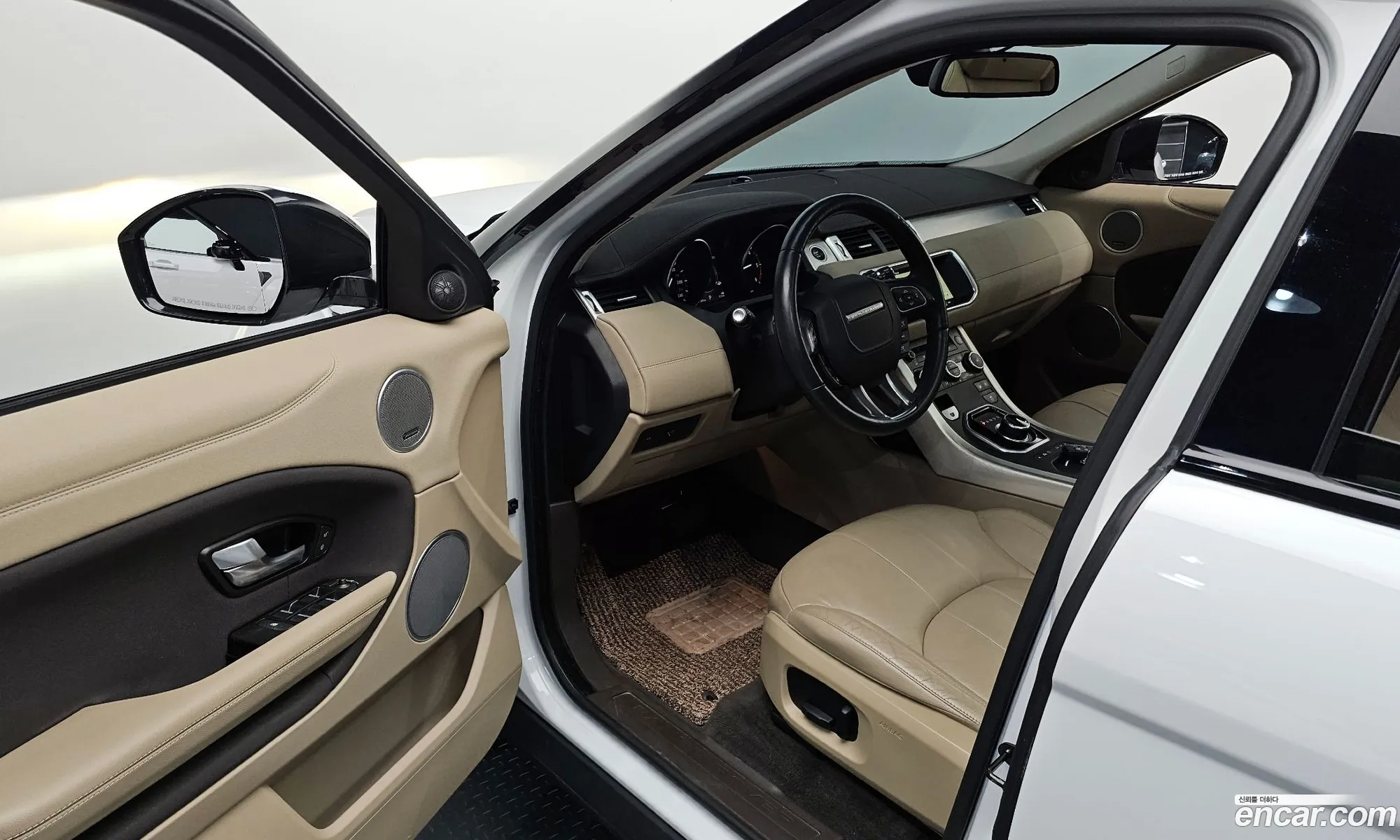 Land Rover Range Rover Evoque 2017 — 17